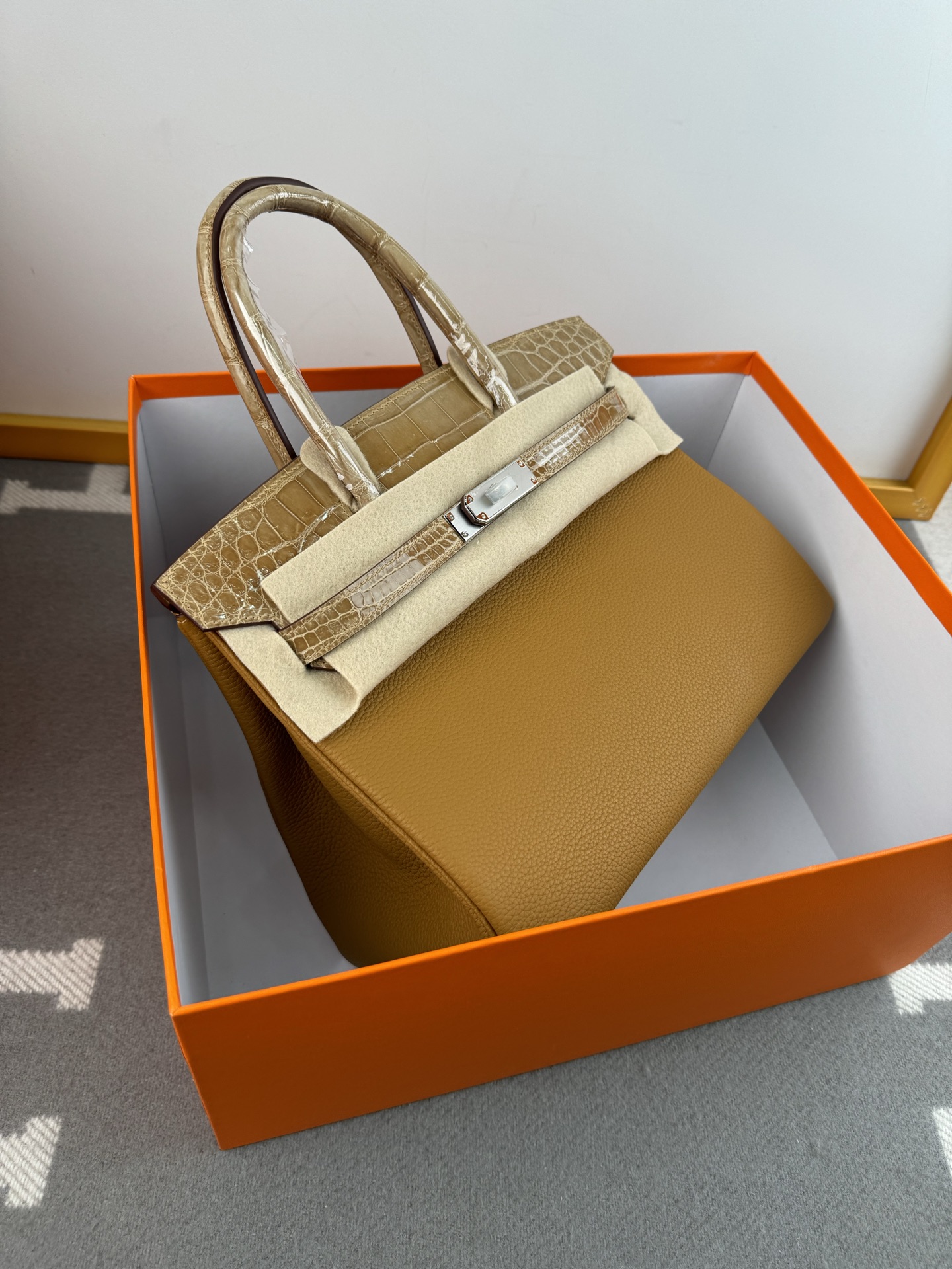 Birkin 30cm Touch Togo Leather with Shiny Crocodile in Dust Color, Silver Hardware 5 i1739700779636 6852 0 3