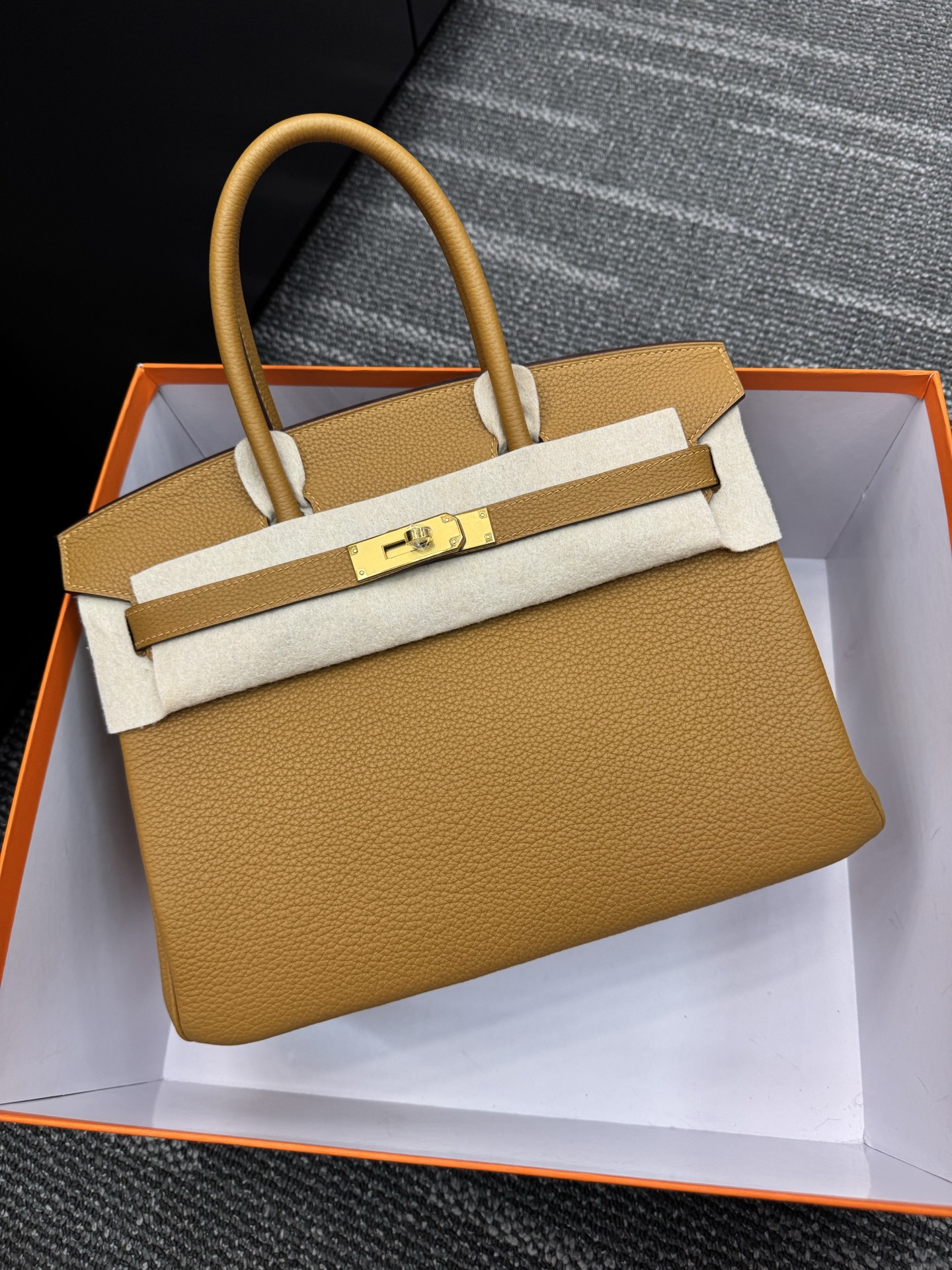 ✨BK30 color sésamo Togo piel Birkin 30cm610. 35.660