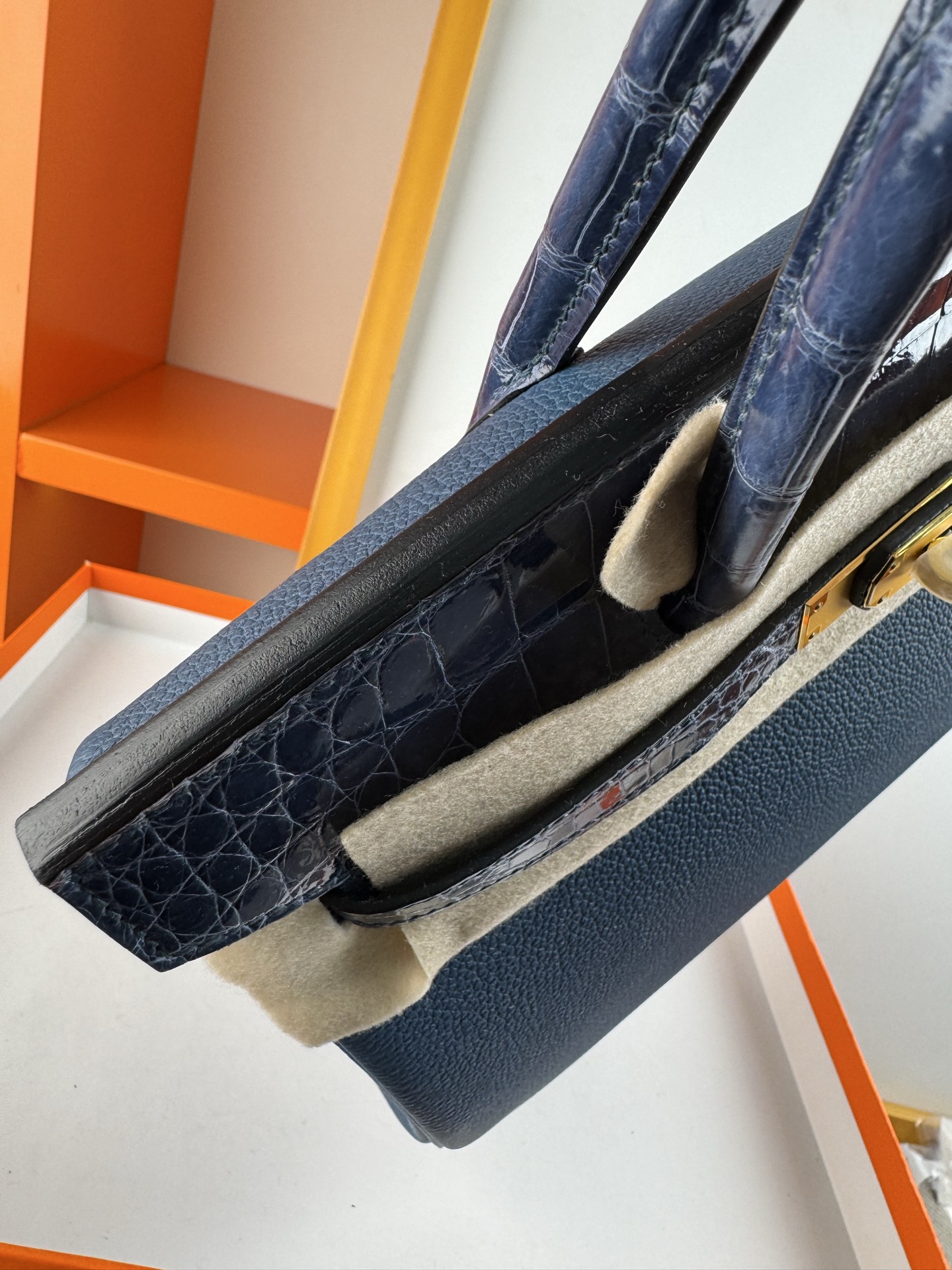 Birkin 30cm Touch: Togo Leather & Crocodile, Gold Hardware - Gem Blue 5 i1747895271374 6518 0 4