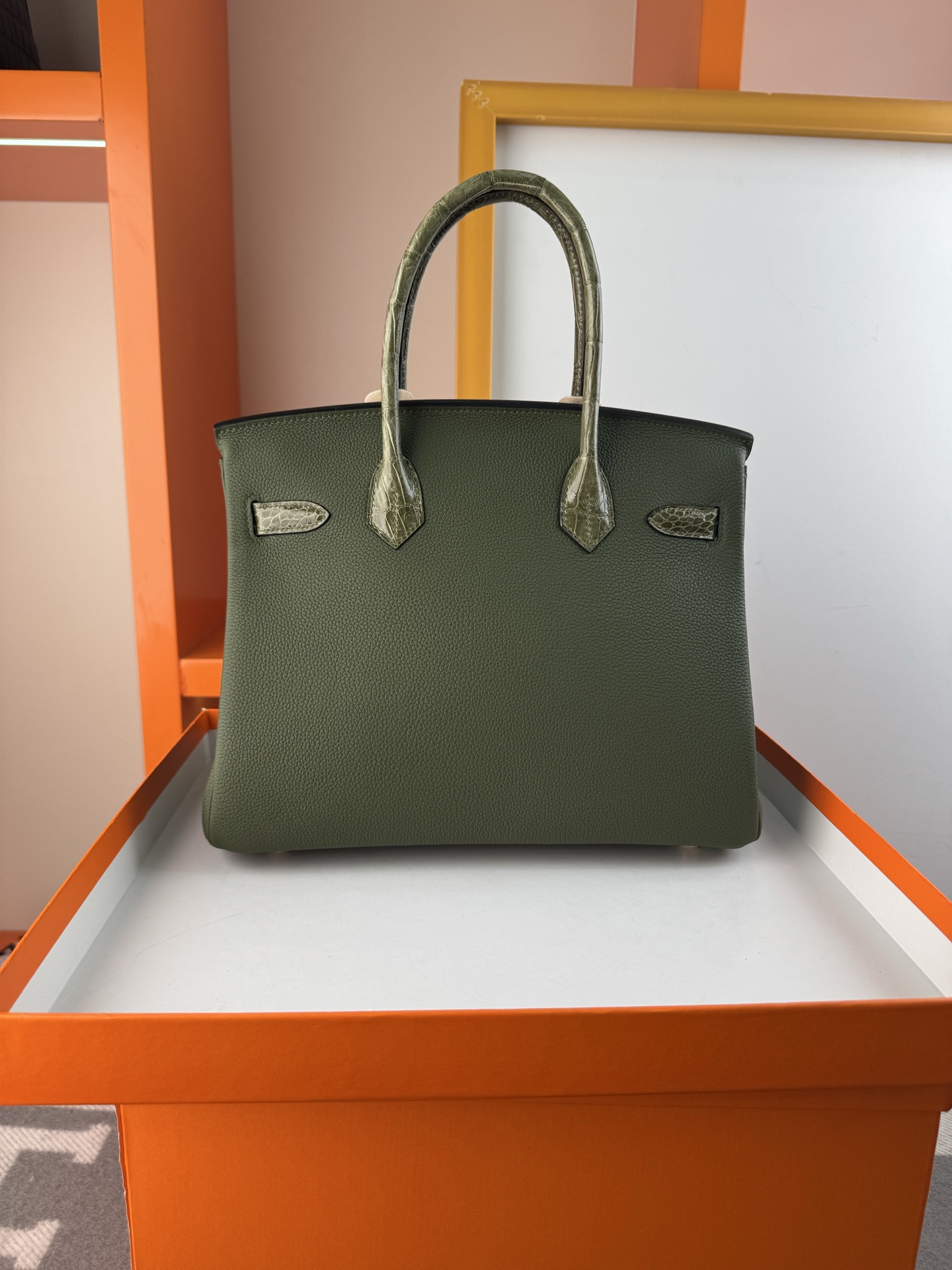 Birkin 30cm Olive Green Togo Leather and Crocodile Handbag with Gold Hardware 2 i1747897320693 7174 0 1