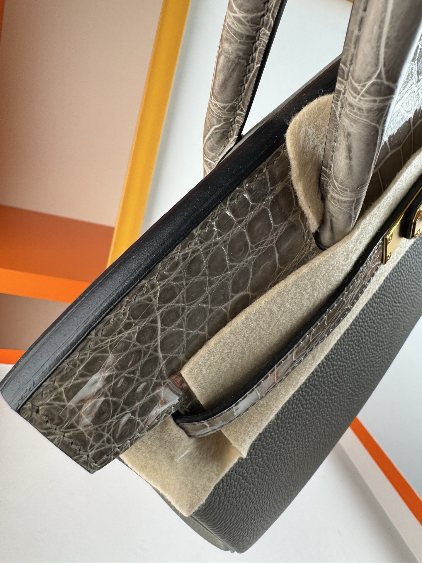 Birkin 30cm Touch Togo Leather & Crocodile Handbag - Elephant Gray, Gold Hardware 5 i1747900870936 3833 0 3