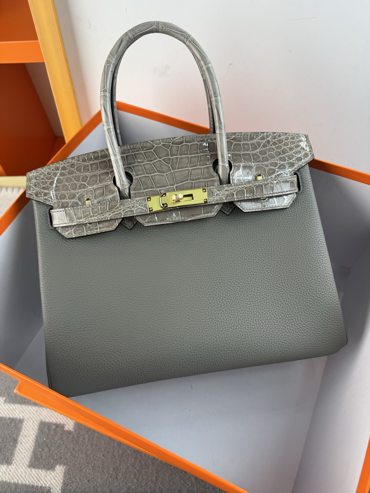 Birkin 30cm Touch Togo Leather & Crocodile Handbag - Elephant Gray, Gold Hardware 9 i1747900879711 5222 0 7