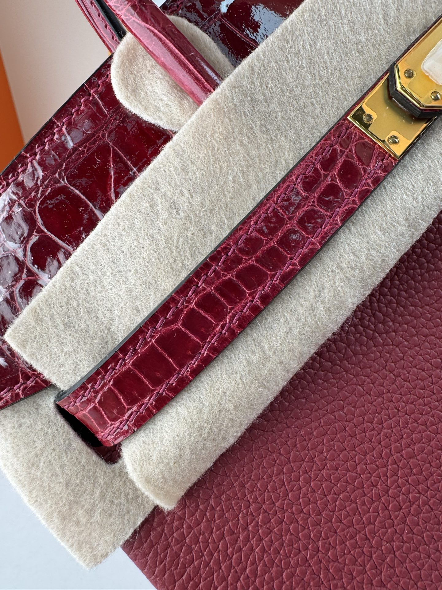 Hermès Birkin 25 Touch Burgundy Togo Leather and Crocodile Gold Hardware 5 i1747987429019 9293 0 4