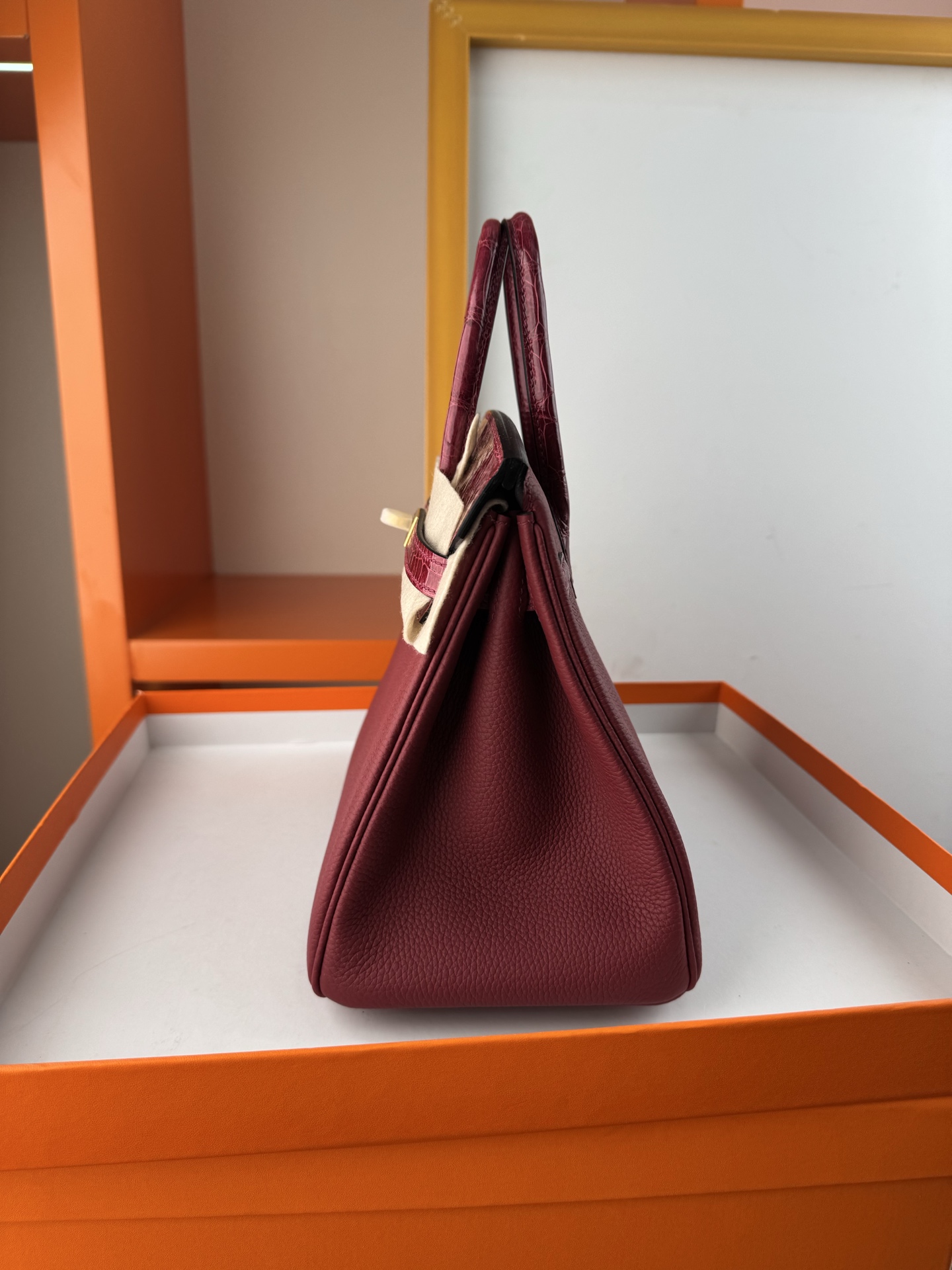 Hermès Birkin 25 Touch Burgundy Togo Leather and Crocodile Gold Hardware 3 i1747987448995 8968 0 2