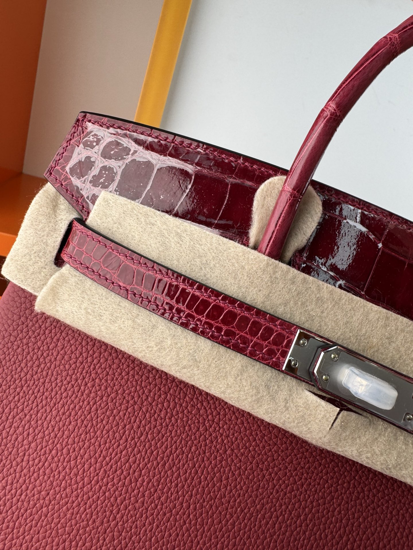 Birkin 25cm Touch Burgundy Togo Leather and Shiny Alligator with Silver Hardware 6 i1747987938623 9557 0 5