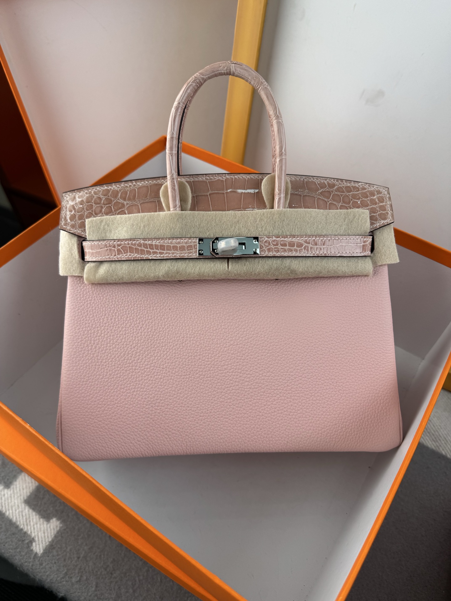 Birkin 25cm Pink Togo Leather and Crocodile Top Handle Bag with Silver Hardware 2 i1748078847175 503 0 0