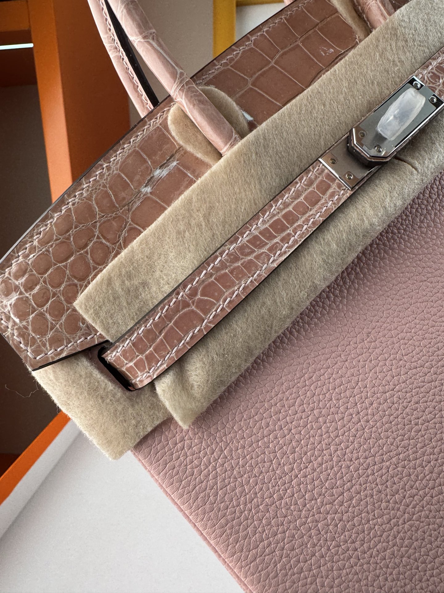 Birkin 25cm Pink Togo Leather and Crocodile Top Handle Bag with Silver Hardware 7 i1748078851406 4182 0 5