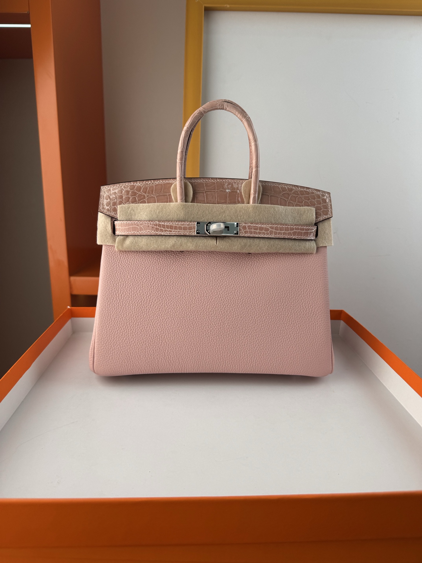 Birkin 25cm Pink Togo Leather and Crocodile Top Handle Bag with Silver Hardware 3 i1748078851492 7452 0 1