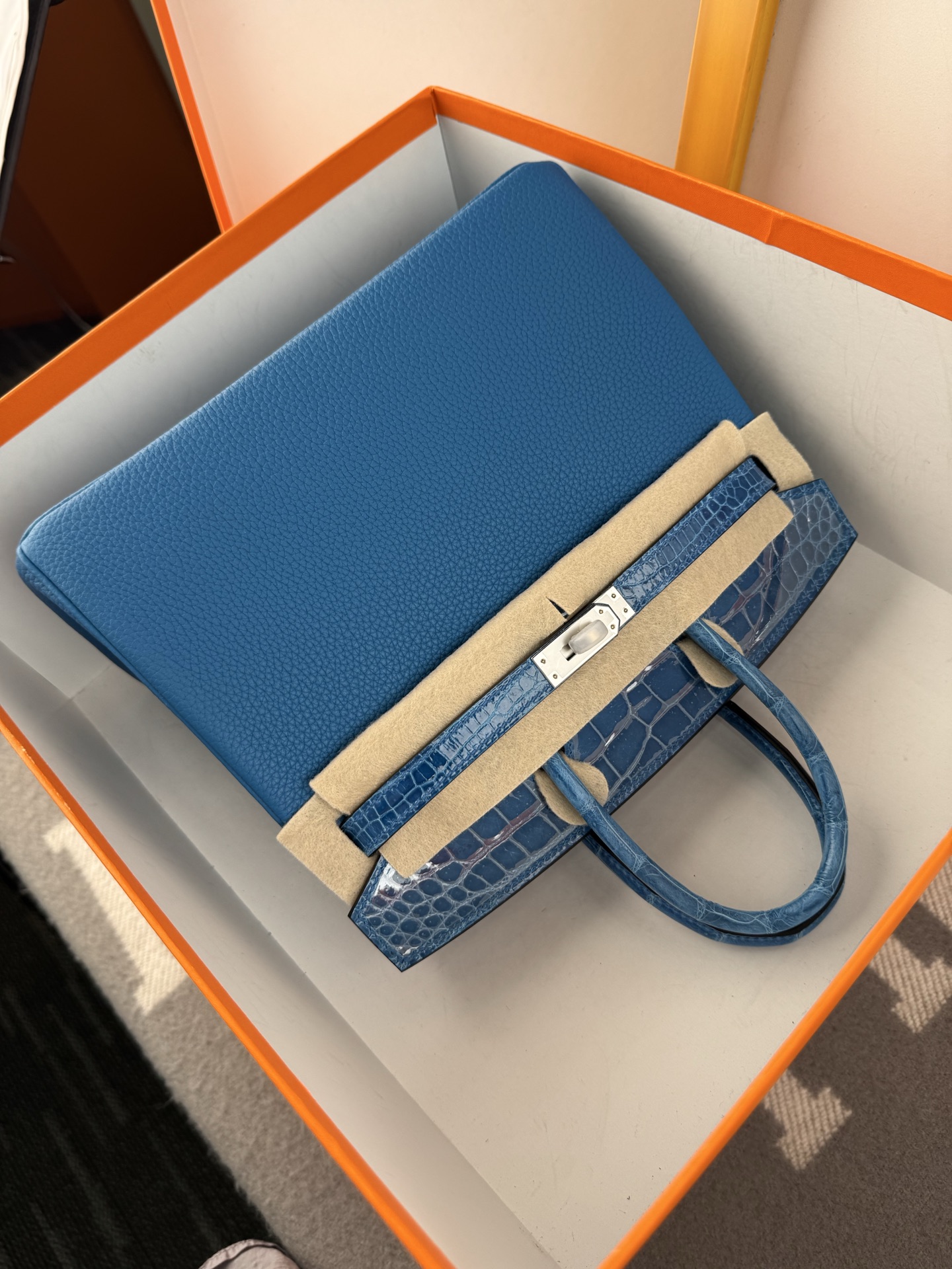 Hermès Birkin 25 Touch Paradise Blue Togo Leather & Alligator Handbag 11 i1748102698553 6865 0 10