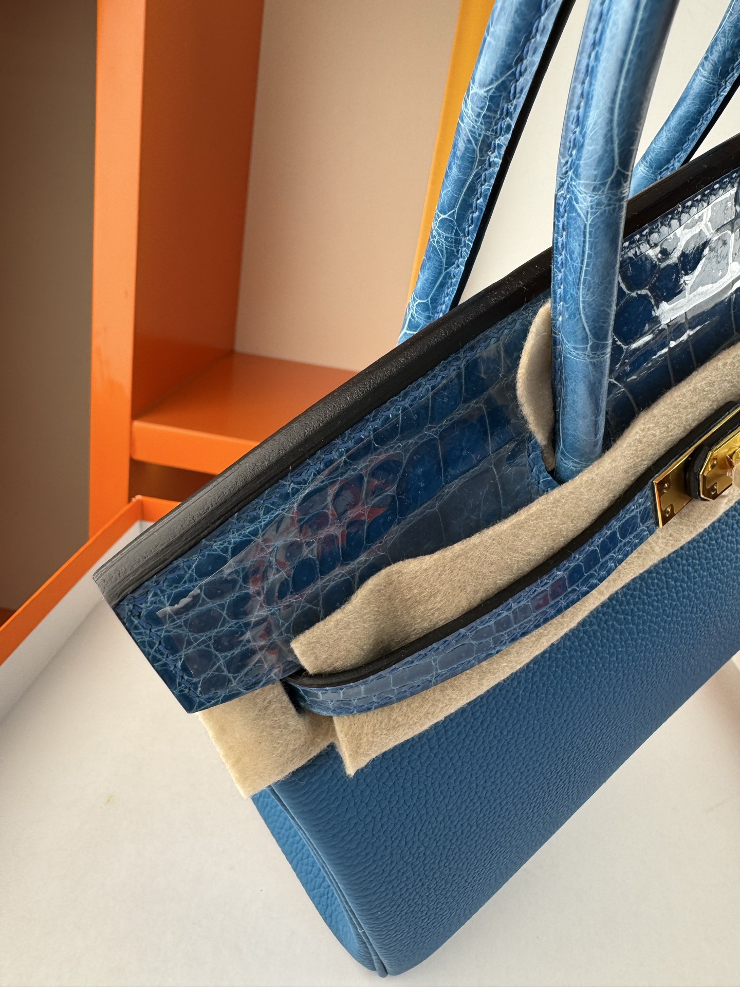 Birkin 25cm Touch Paradise Blue Togo Leather and Alligator Gold Hardware 5 i1748102743676 3603 0 3