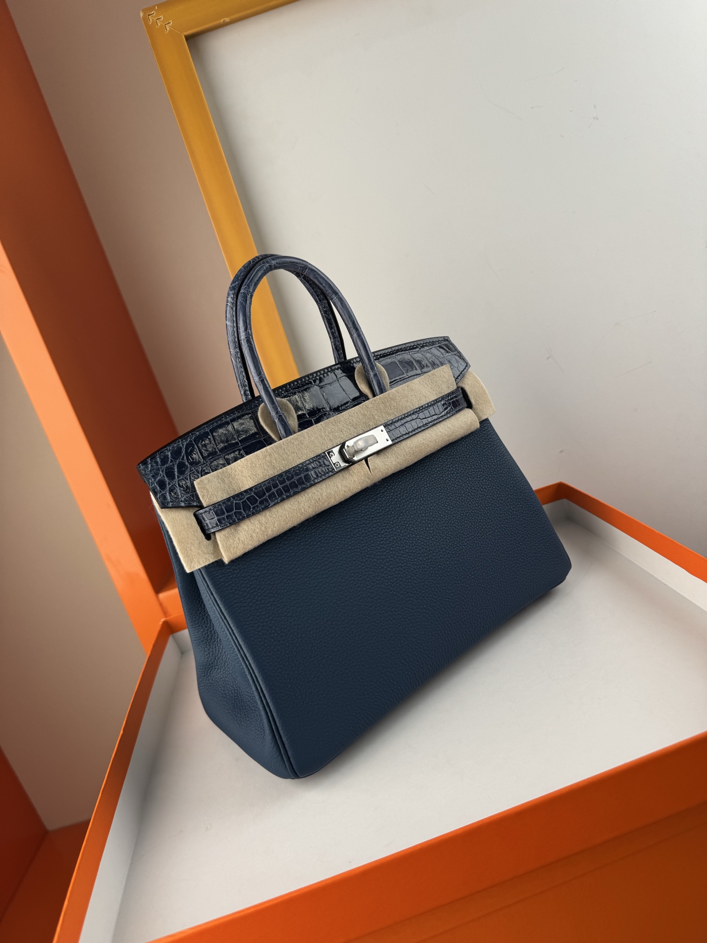 Hermès Birkin 25 Touch: Togo Leather & Shiny Alligator – Sapphire Blue, Silver Hardware 4 i1748232943508 7040 0 2