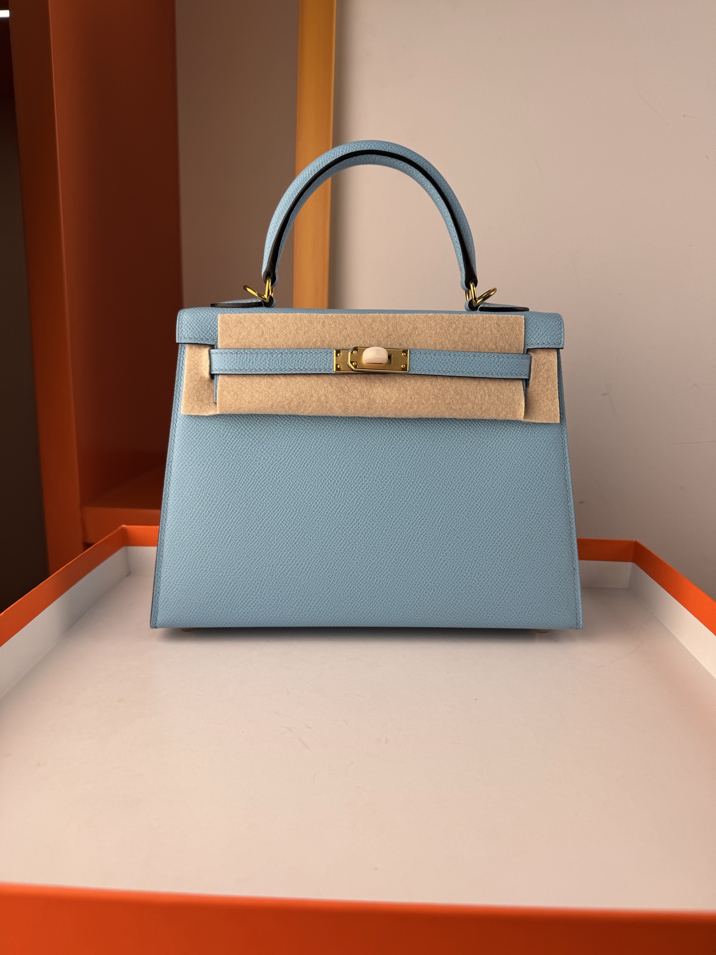 NO:698035,Spot KL25 candy blue French haas imported esom original leather Kelly 25 full hand sewing wax thread all steel hardware original goatskin lining, Hermes, hermes, sheepskin, Hermes,19860909现货KL25 糖果蓝 法国haas进口esom原厂皮凯莉25 全手缝蜡线 全钢五金 内里原版山羊皮,爱马仕,hermes,sheepskin,Hermes,,Bag