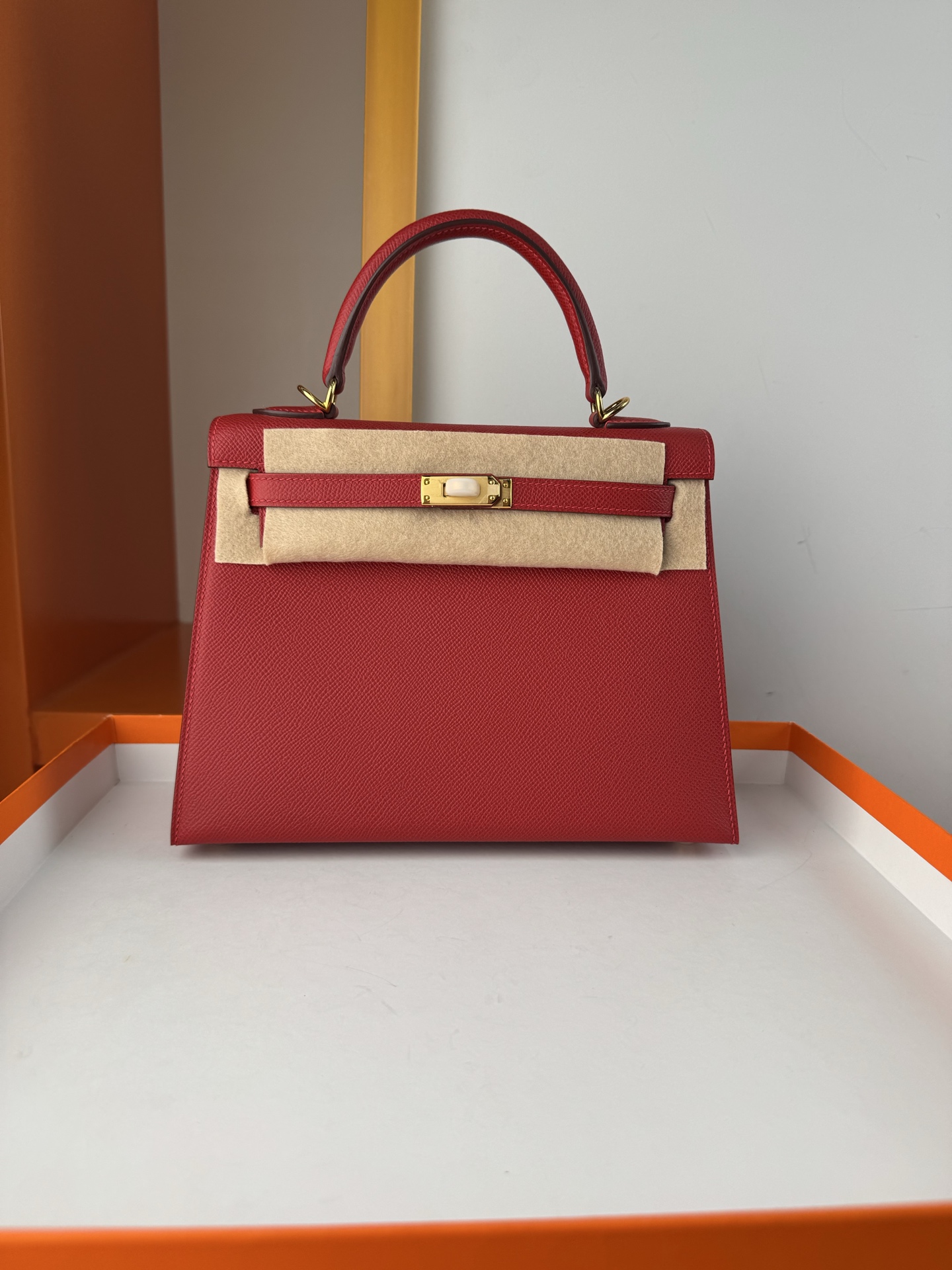 NO:698037,Spot KL25 French haas imported esom original leather Kelly 25, full hand sewing wax thread, all steel hardware, original goatskin lining, Hermes, hermes, sheepskin, Hermes,19860909现货KL25 法国haas进口esom原厂皮凯莉25 全手缝蜡线 全钢五金 内里原版山羊皮,爱马仕,hermes,sheepskin,Hermes,,Bag