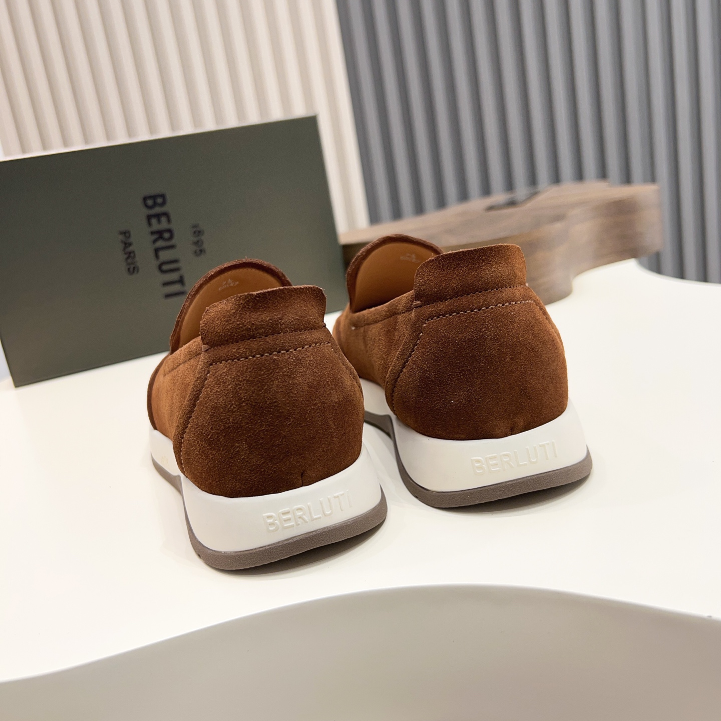Berlut* Berlut* zapatos casuales de gama alta de un solo paso de los hombres, el último lanzamiento 