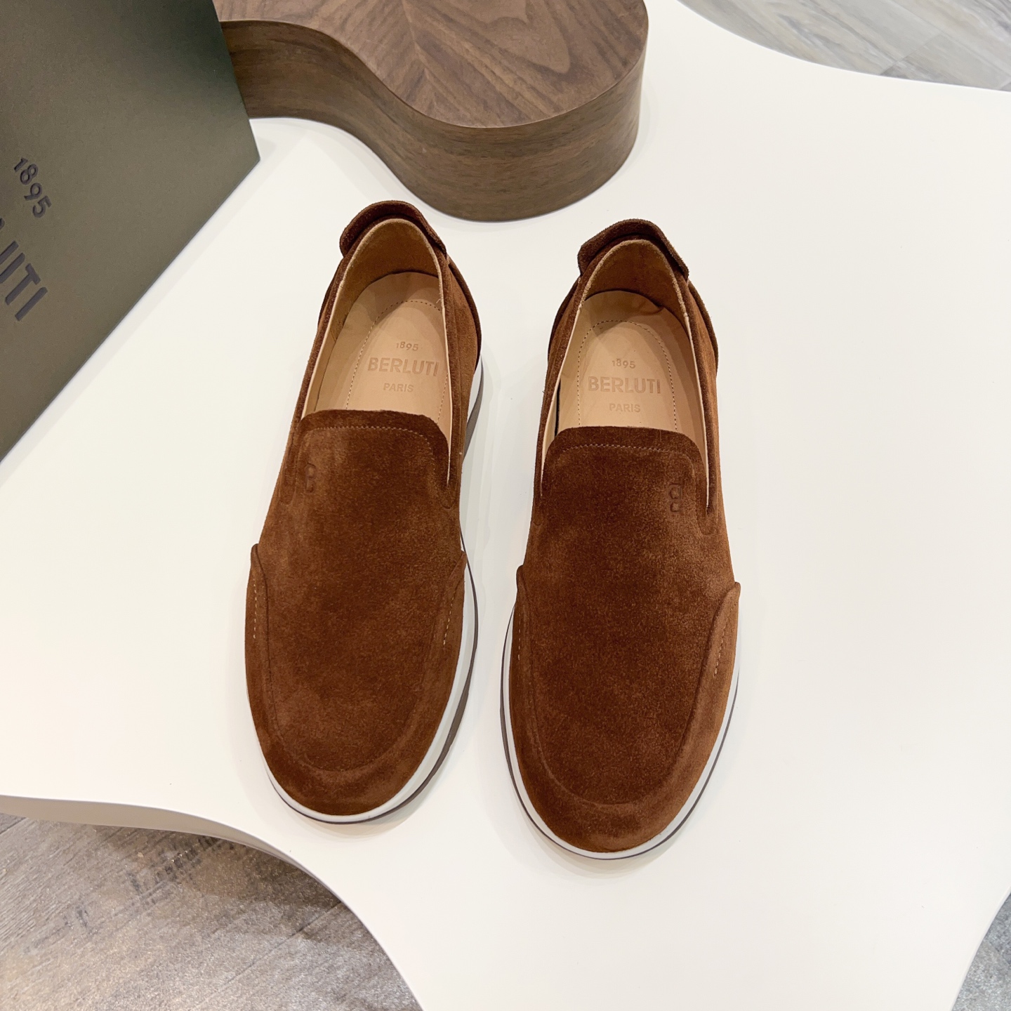 Berlut* Berlut* zapatos casuales de gama alta de un solo paso de los hombres, el último lanzamiento 