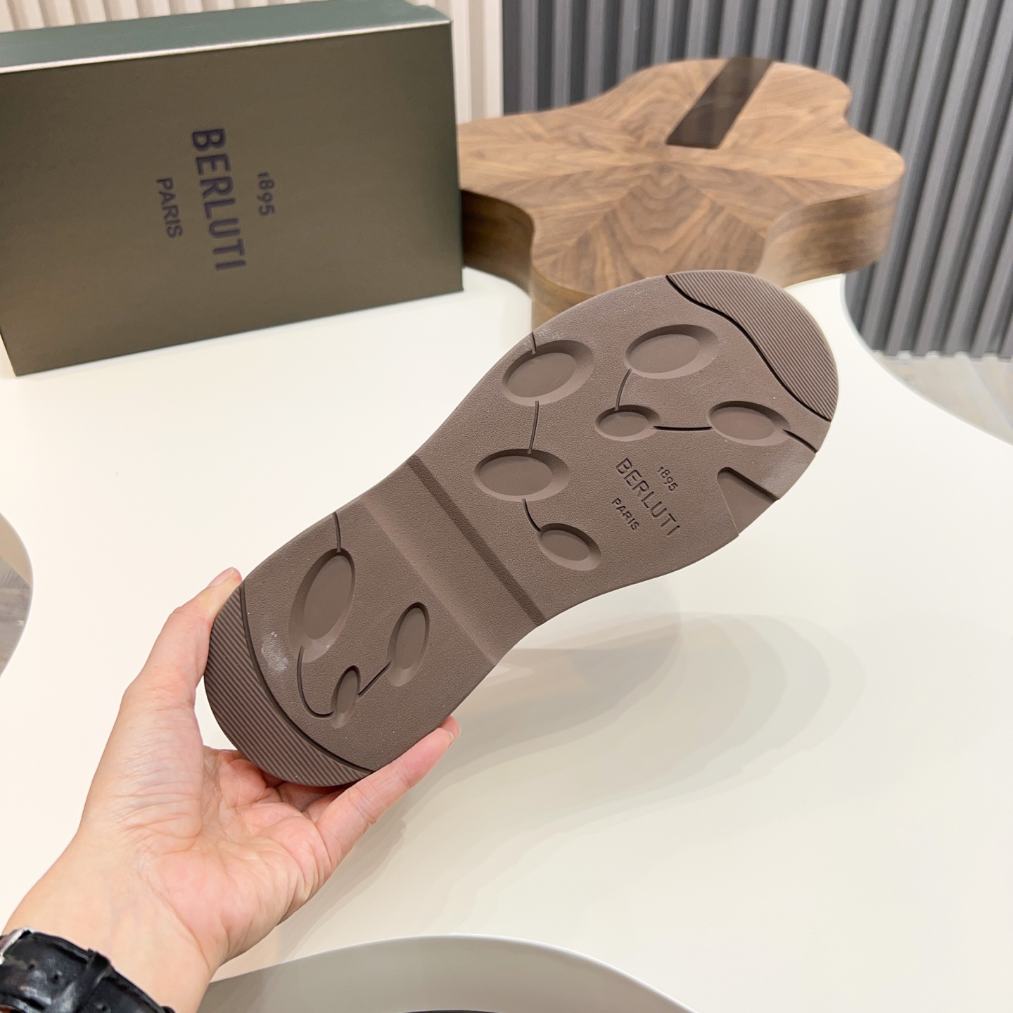 Berlut* Berlut* zapatos casuales de gama alta de un solo paso de los hombres, el último lanzamiento 