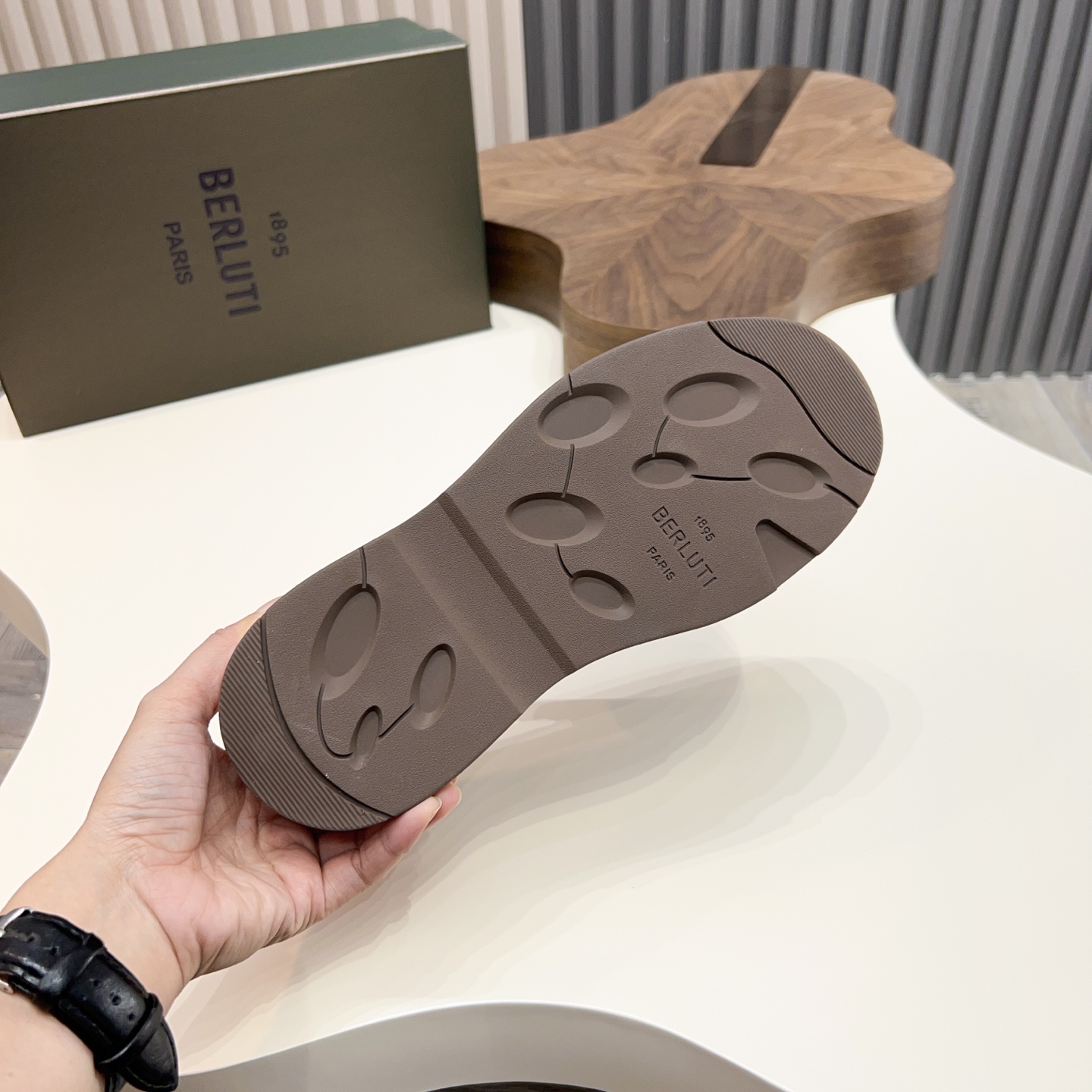 Berlut* Berlut* zapatos casuales de gama alta de un solo paso de los hombres, el último lanzamiento 
