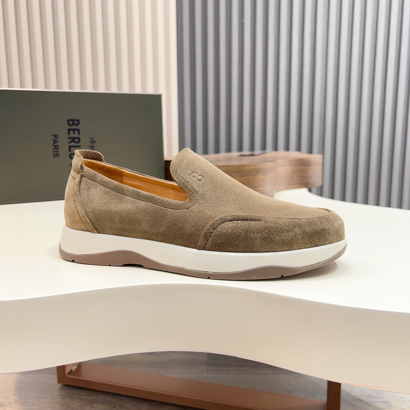Berlut* Berlut* zapatos casuales de gama alta de un solo paso de los hombres, el último lanzamiento 