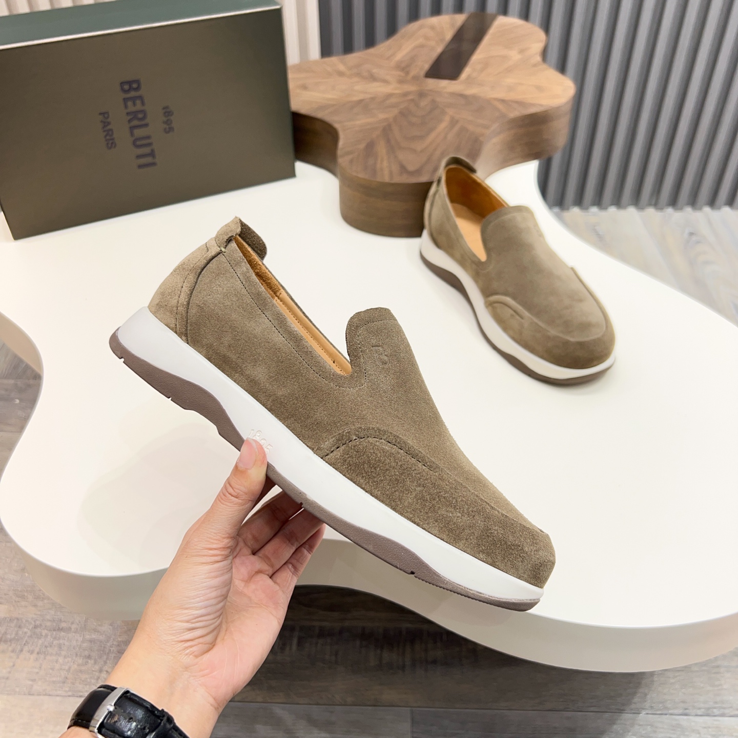 Berlut* Berlut* zapatos casuales de gama alta de un solo paso de los hombres, el último lanzamiento 