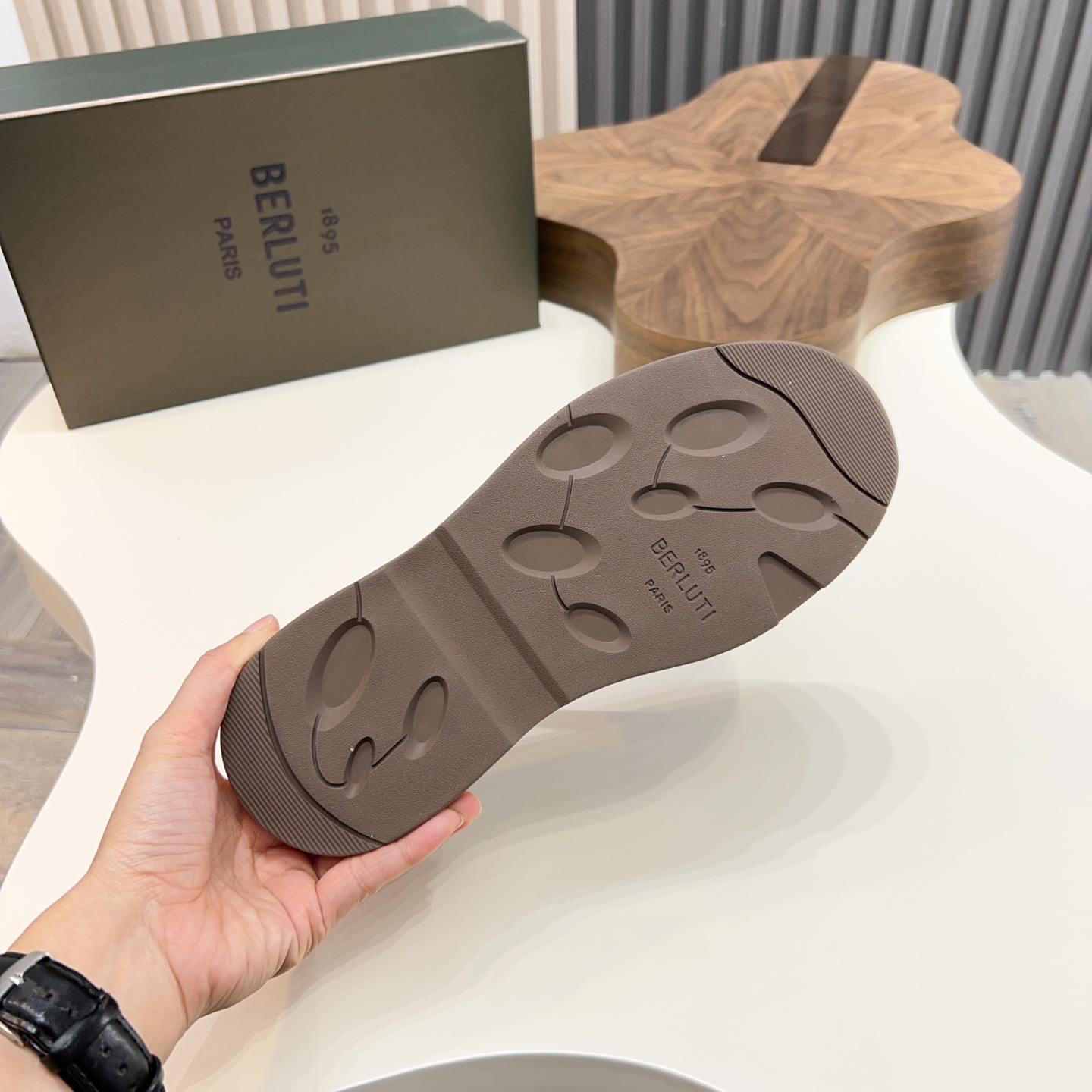 Berlut* Berlut* zapatos casuales de gama alta de un solo paso de los hombres, el último lanzamiento 