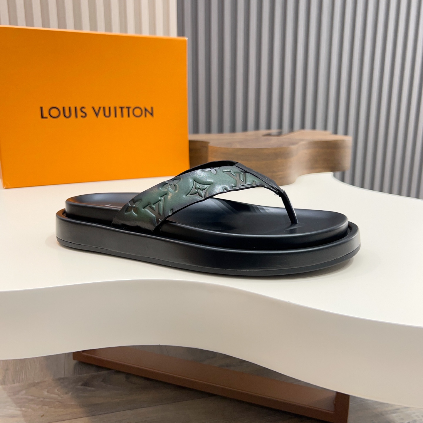 Louis Vuitton Men's Luxury Leather Thong Sandals - Stylish Summer Essential 11 i1746573496266 3407 0 5