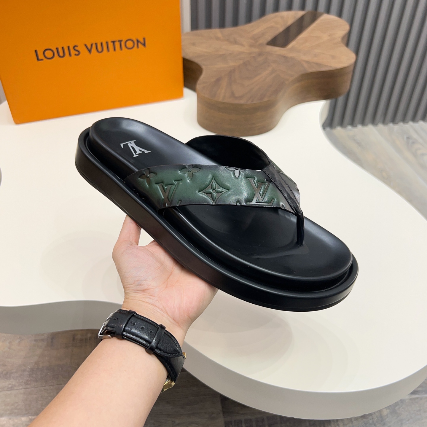 Louis Vuitton Men's Luxury Leather Thong Sandals - Stylish Summer Essential 7 i1746573496266 7226 0 2