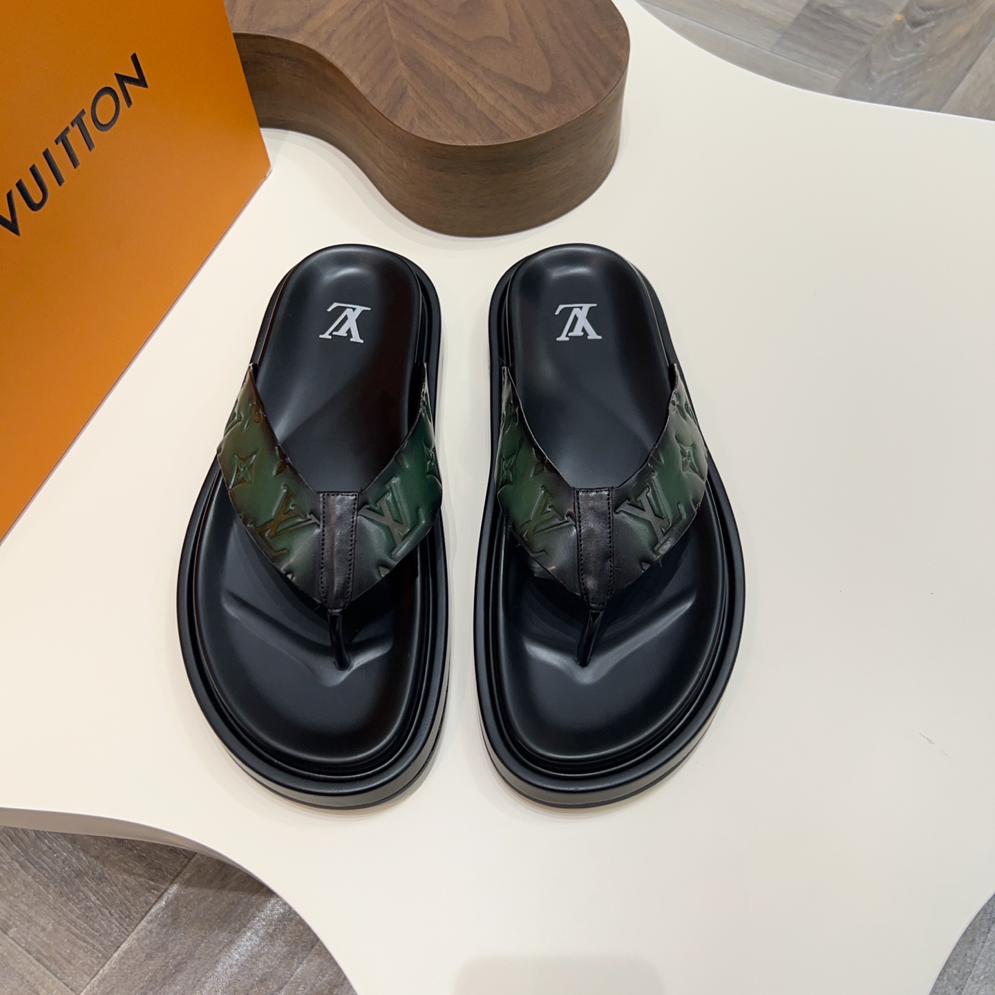 Louis Vuitton Men's Luxury Leather Thong Sandals - Stylish Summer Essential 5 i1746573496266 9300 0 0