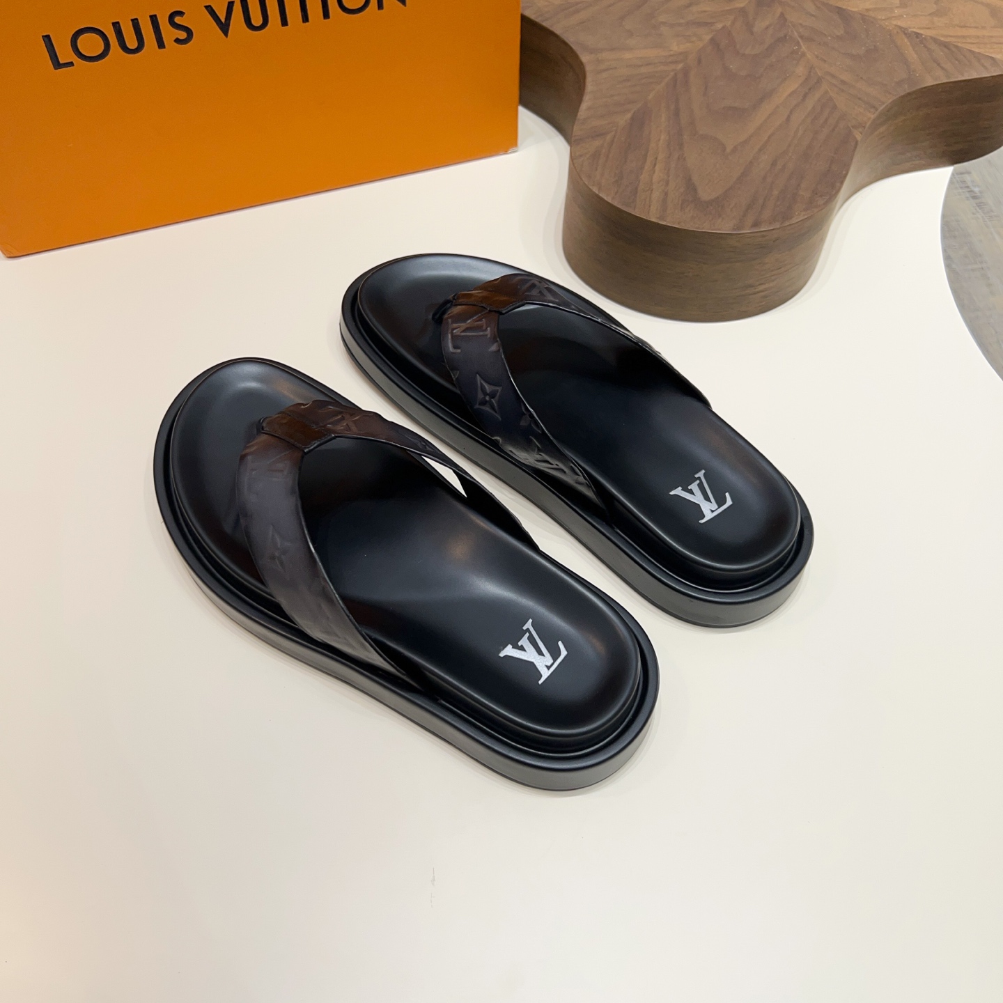 Louis Vuitton Men's Leather Thong Sandals, Summer Essential, Sizes 39-44 10 i1746573787127 4532 0 8