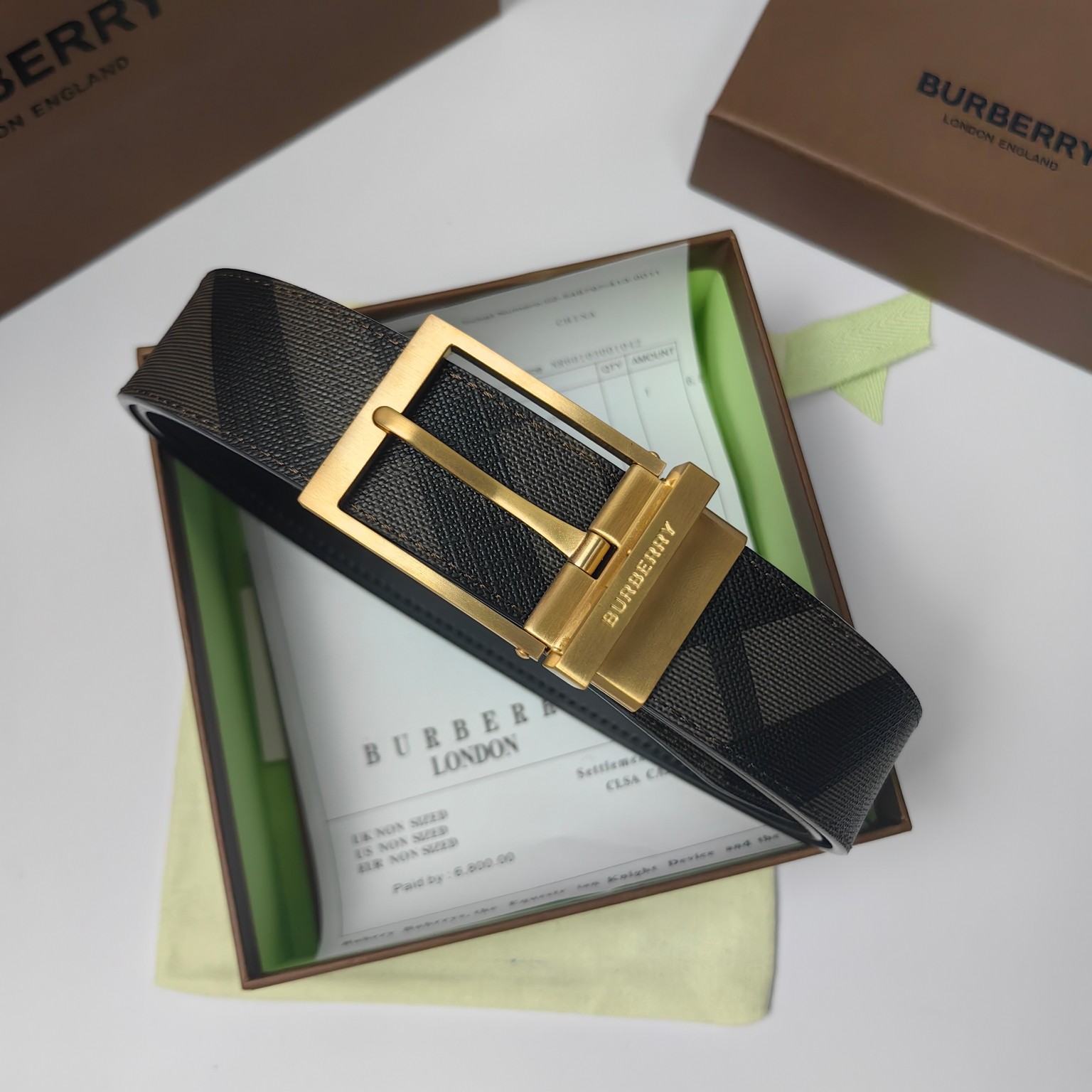 巴寶莉BURBERRY官网最新款35MM皮革腰带帶身採用進口皮頭層軟皮工艺純銅扣轉動扣雙面可用做工精緻