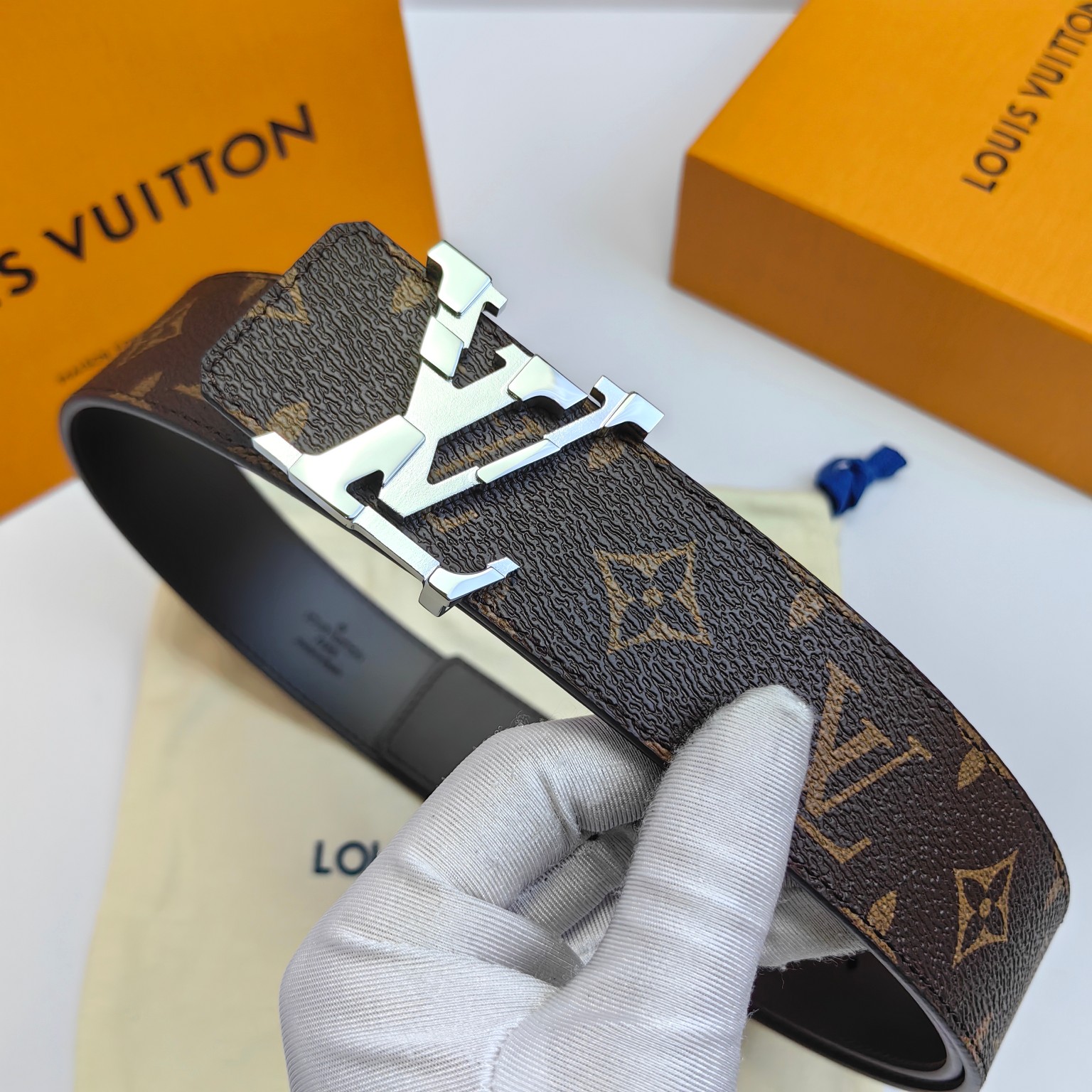 LV.路易威登原版品质代工厂货品40mm宽度正品一体铸造五金钢扣原厂皮料双面原厂定制面料区别市场货