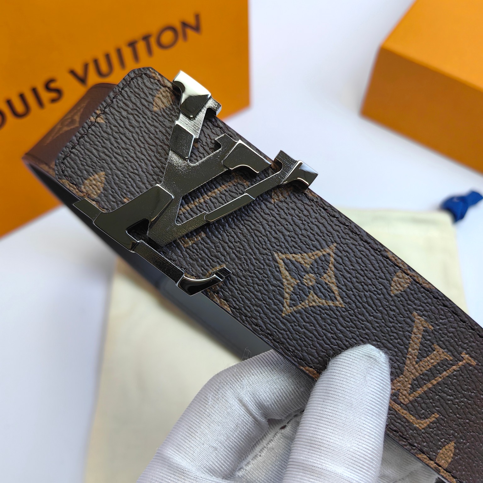 LV.路易威登原版品质代工厂货品40mm宽度正品一体铸造五金钢扣原厂皮料双面原厂定制面料区别市场货