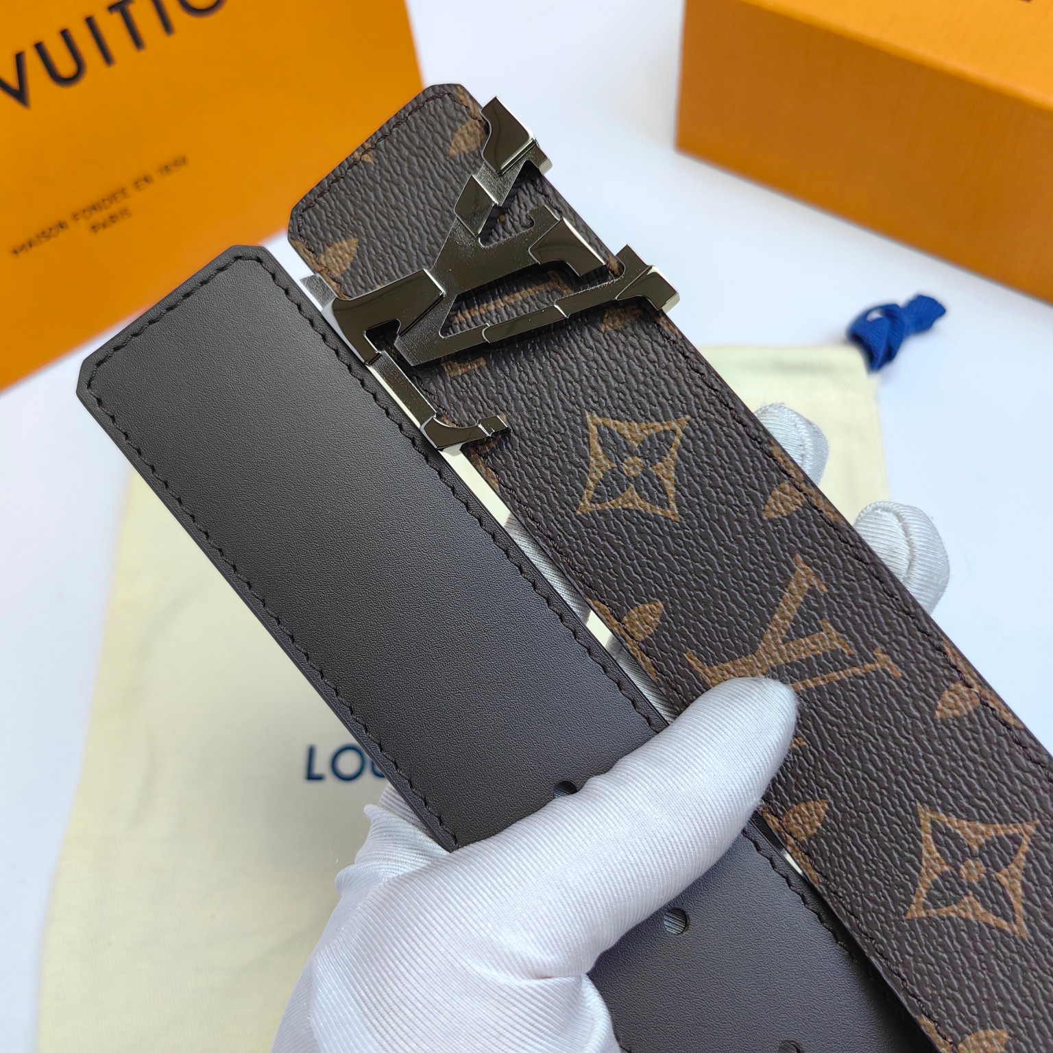 LV.路易威登原版品质代工厂货品40mm宽度正品一体铸造五金钢扣原厂皮料双面原厂定制面料区别市场货