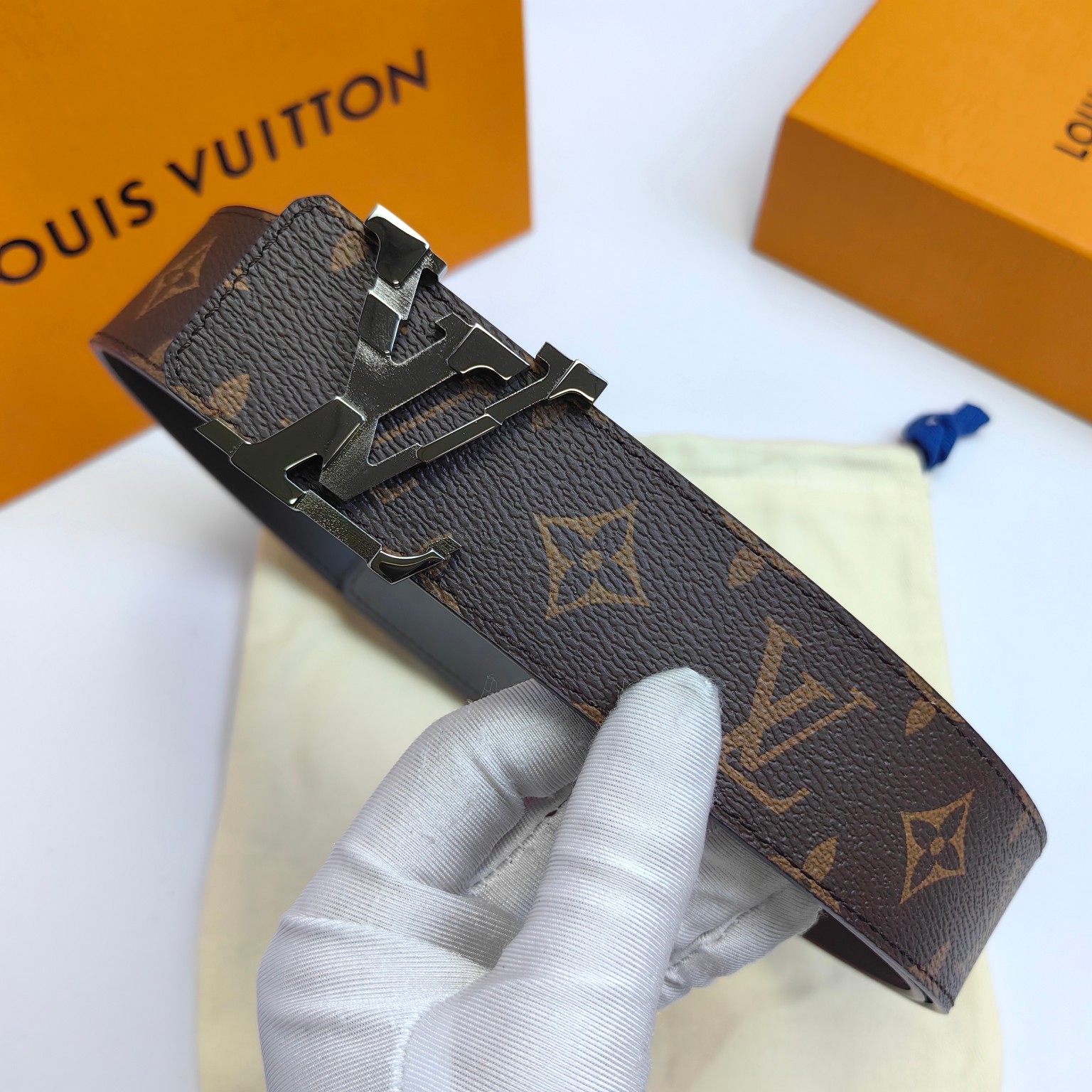 LV.路易威登原版品质代工厂货品40mm宽度正品一体铸造五金钢扣原厂皮料双面原厂定制面料区别市场货