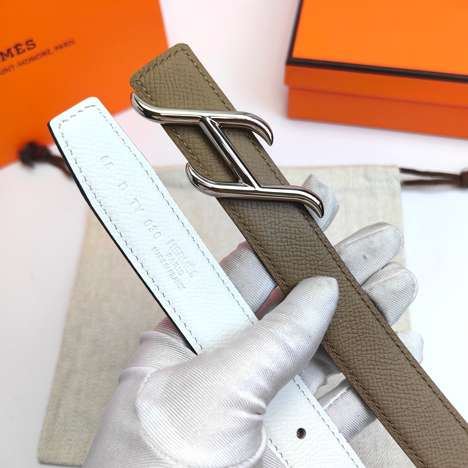 Explosive Sales in Stores for H Family Women: Top 2.5 C.M. Details Thanks to Client Feedback - 图片 6