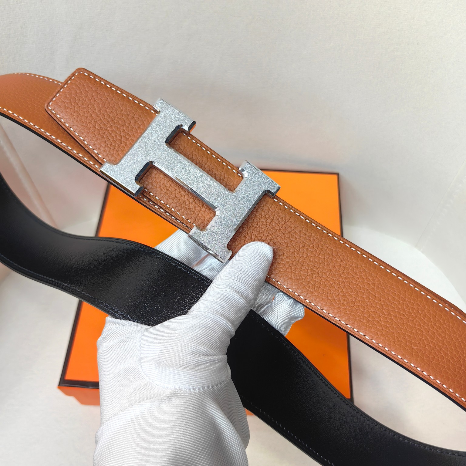  官网同步 爱马仕专柜同步 进口双面小牛皮 精钢精品五金 双面可用38mm 