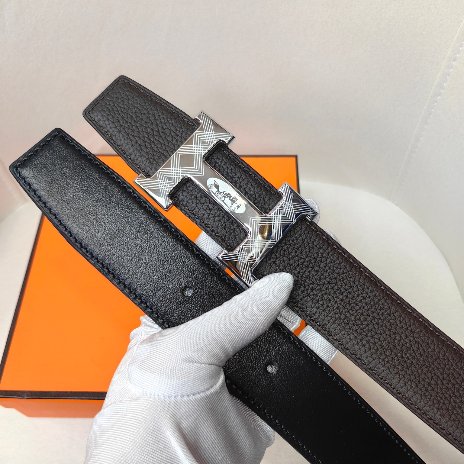  官网同步 爱马仕专柜同步 进口双面小牛皮 精钢精品五金 双面可用38mm 