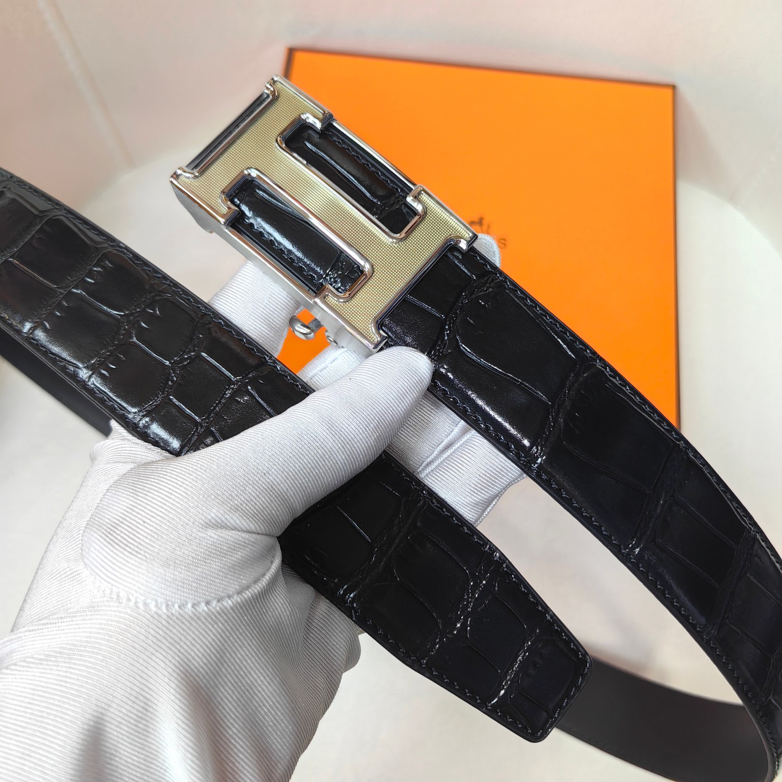  爱马仕-男士自动腰带- 宽度35MM 316精品钢扣  精工打造  手感柔软 可以裁剪