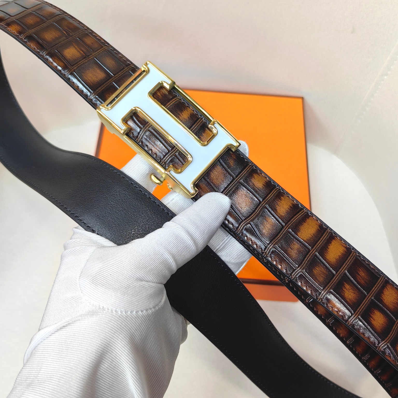  爱马仕-男士自动腰带- 宽度35MM 316精品钢扣  精工打造  手感柔软 可以裁剪