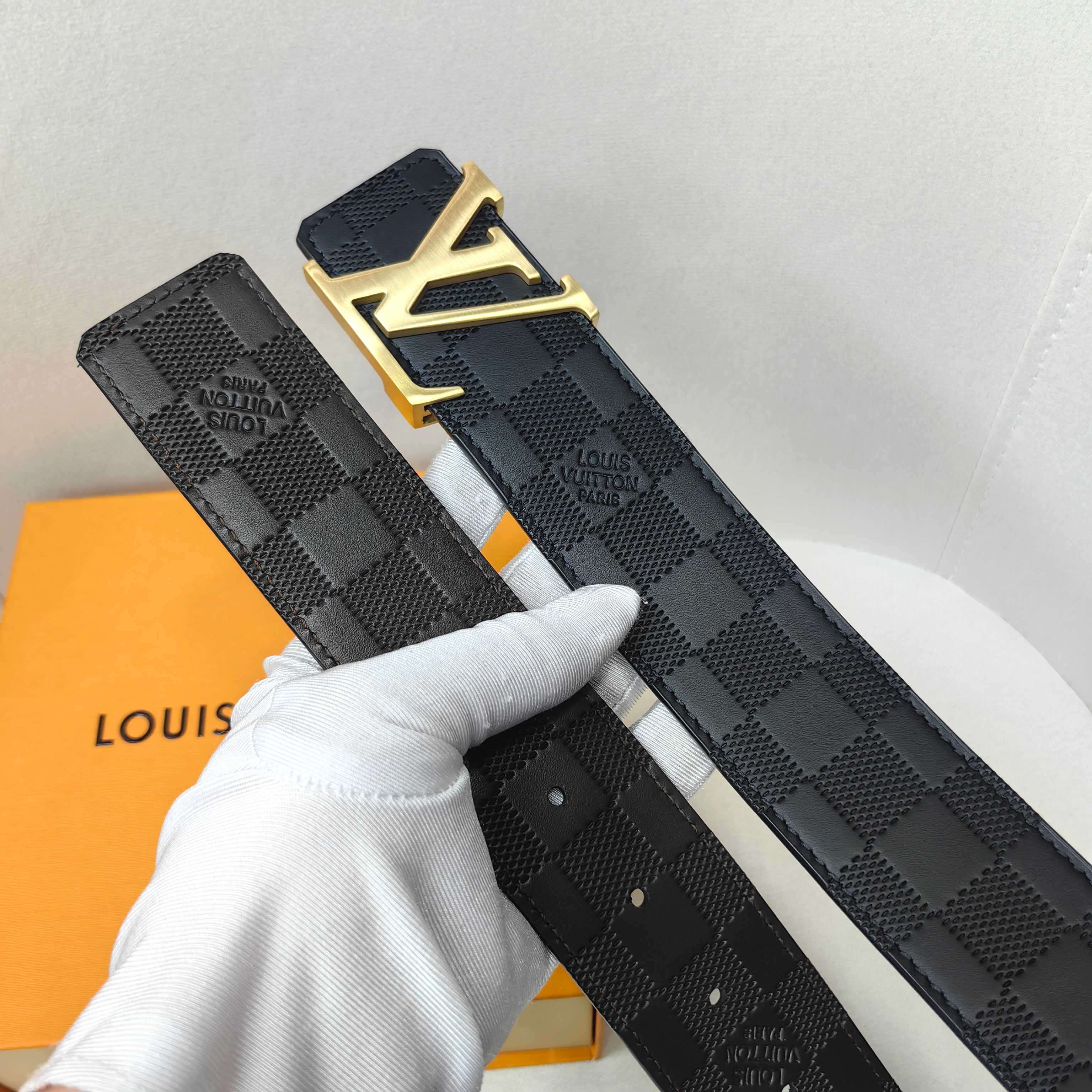 LV 代工厂货品 4.0宽度 可验货，正品一体铸造五金，原厂皮料。