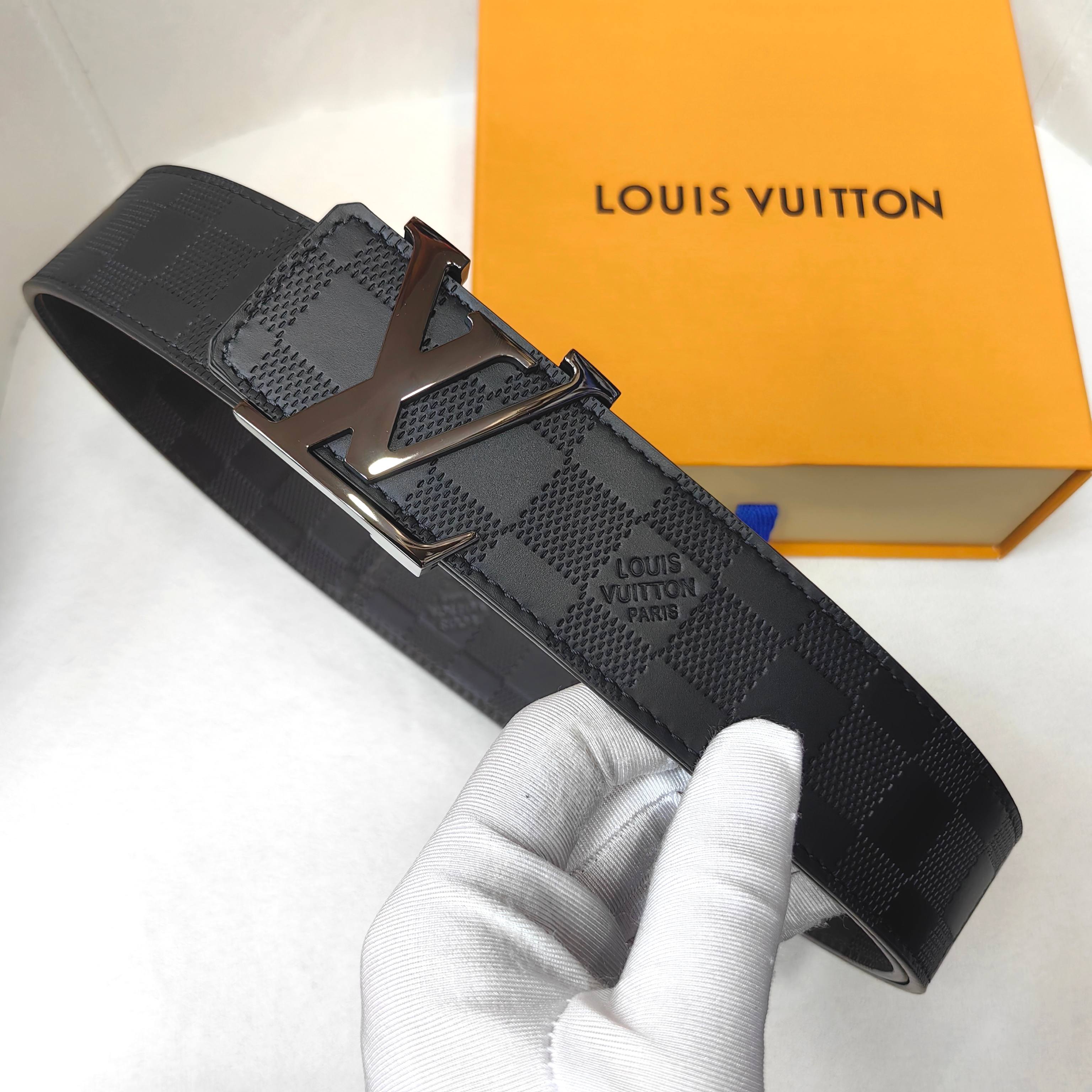 LV 代工厂货品 4.0宽度 可验货，正品一体铸造五金，原厂皮料。