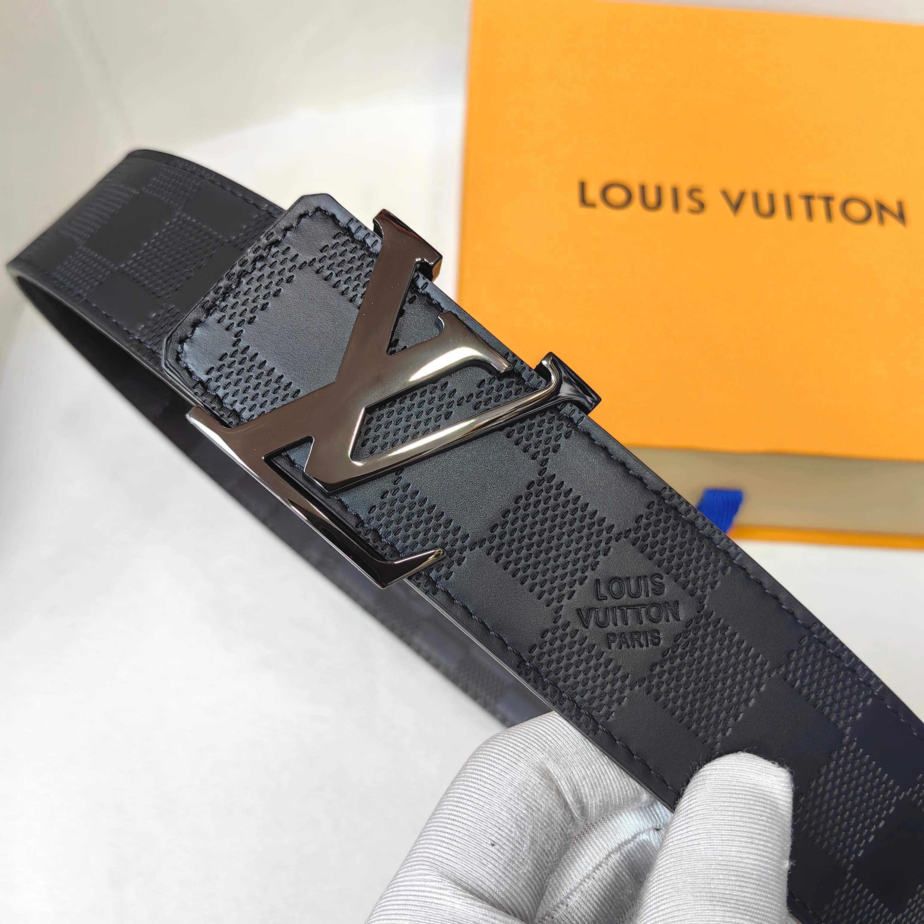 LV 代工厂货品 4.0宽度 可验货，正品一体铸造五金，原厂皮料。