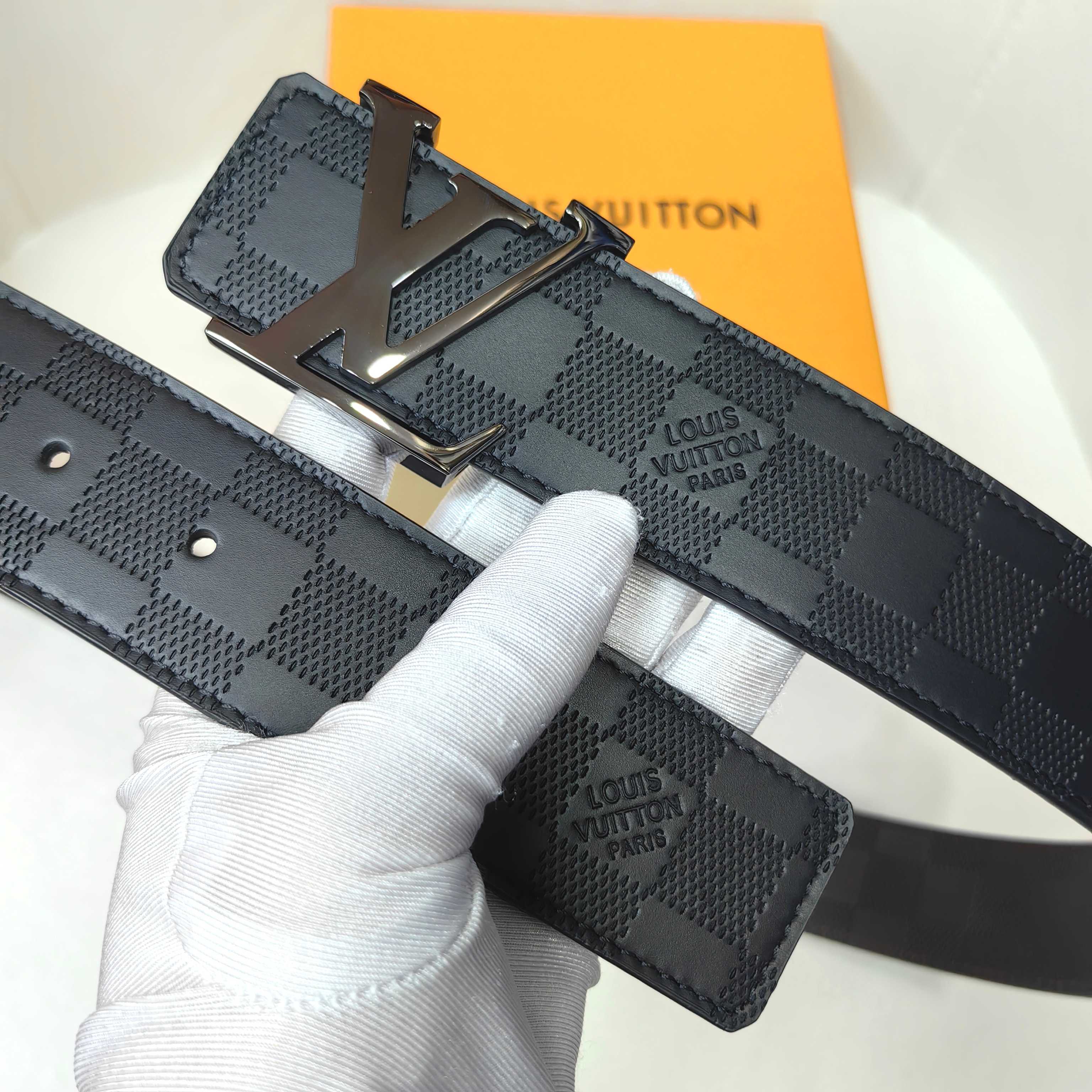 LV 代工厂货品 4.0宽度 可验货，正品一体铸造五金，原厂皮料。
