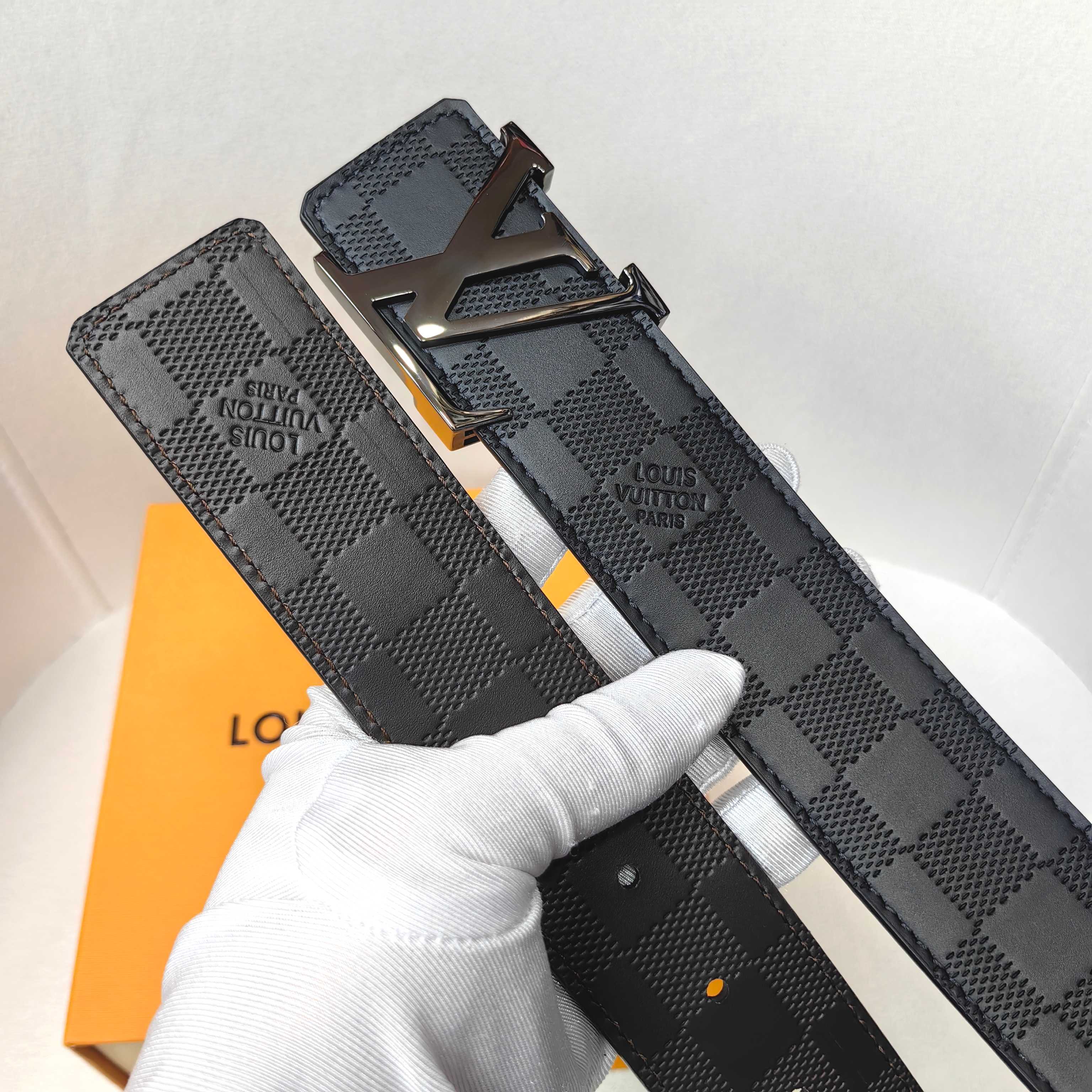 LV 代工厂货品 4.0宽度 可验货，正品一体铸造五金，原厂皮料。