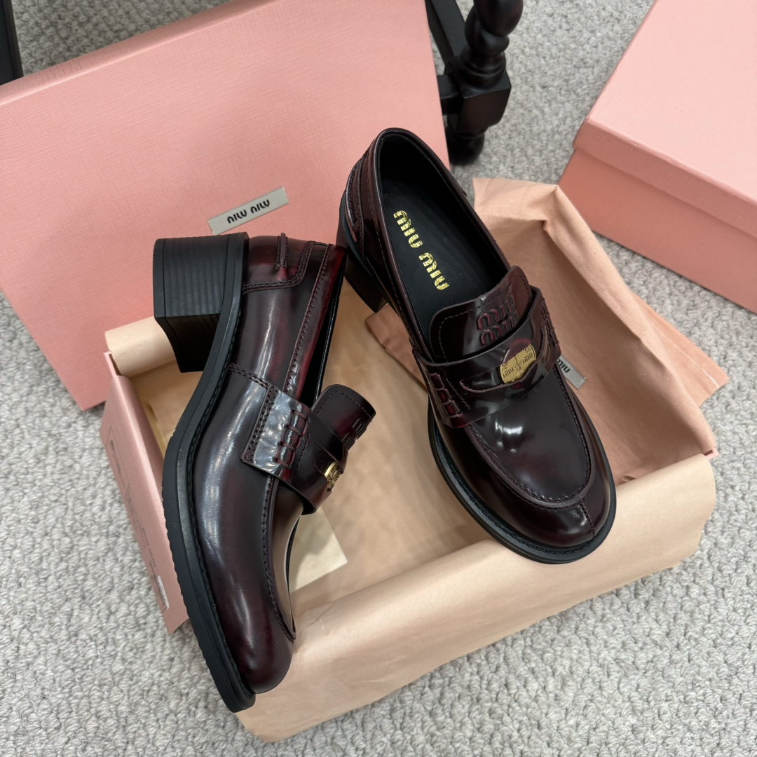 Loro Piana Classic Luxury Leather Shoe Loafer Ref 5