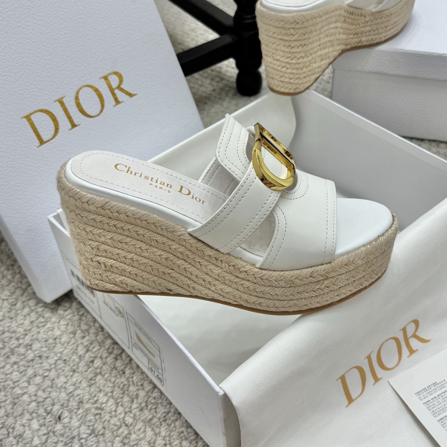Dior 25SS Summer High Version Wedge Sandals - Super Versatile & Luxurious 1 Dior 25SS Summer High Version Wedge Sandals - Super Versatile & Luxurious