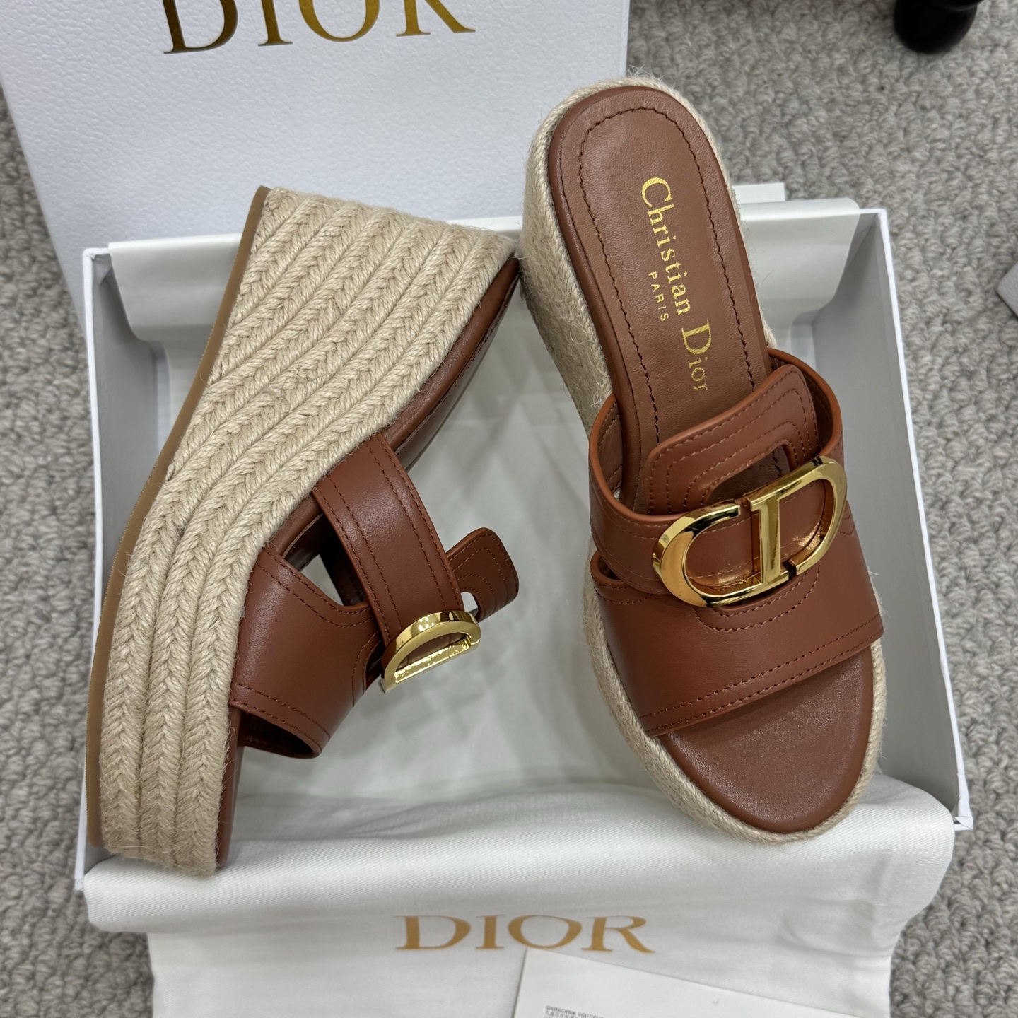 Dior 25SS Summer High Version New Sandals. Simple, Versatile and Luxurious 6 i1745935113302 9581 0 4