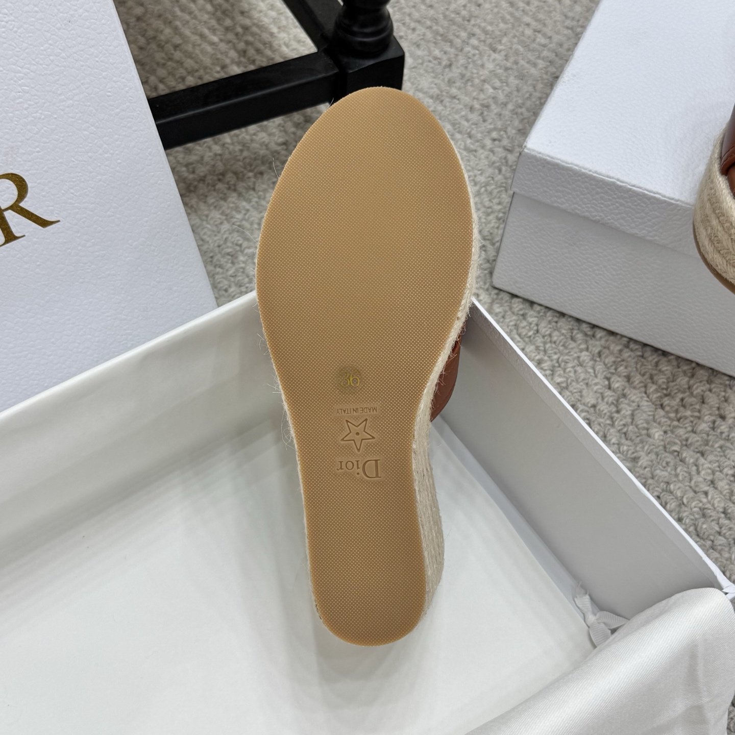 Dior 25SS Summer High Version New Sandals. Simple, Versatile and Luxurious 10 i1745935114630 7870 0 8