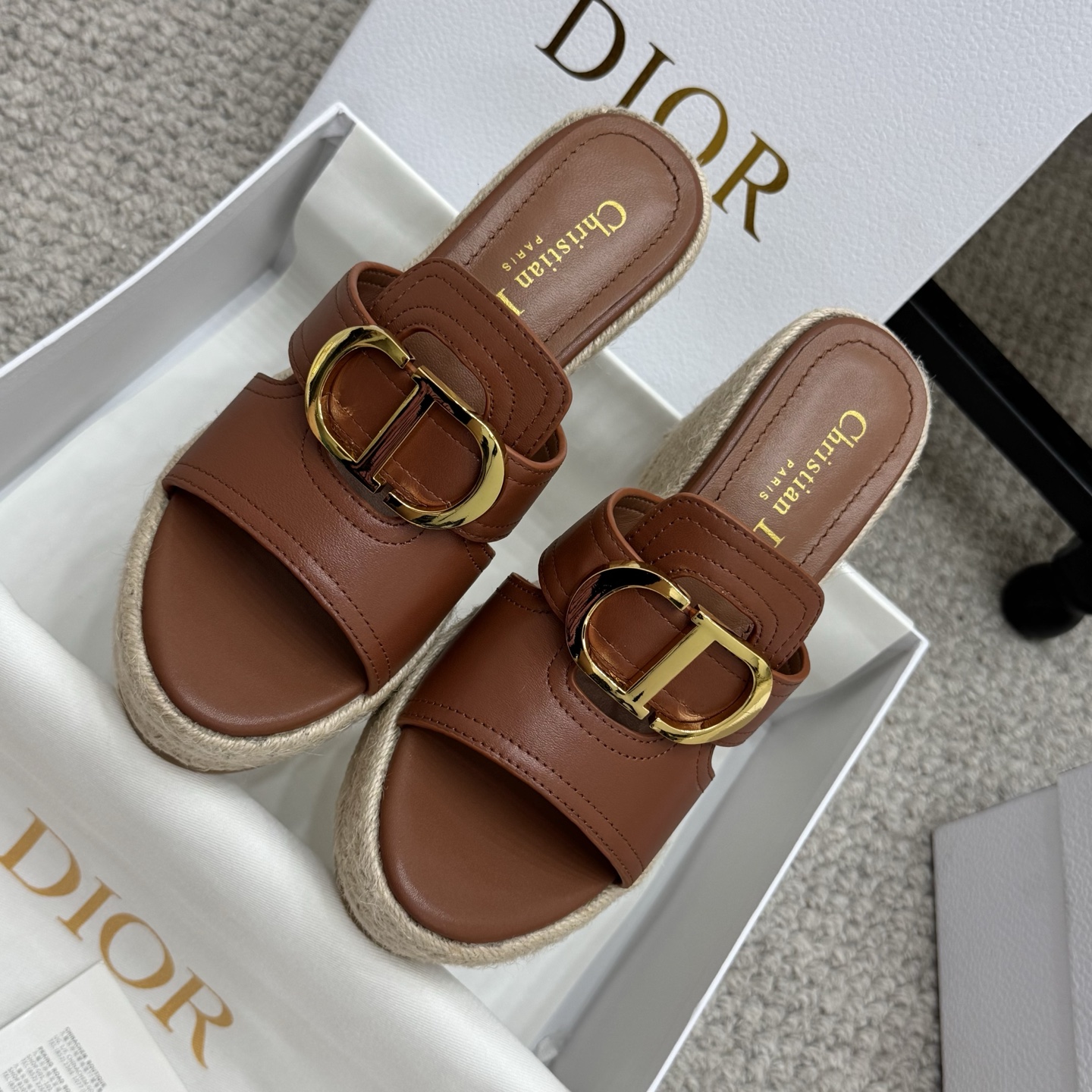 Dior 25SS Summer High Version New Sandals. Simple, Versatile and Luxurious 4 i1745935114657 1980 0 1