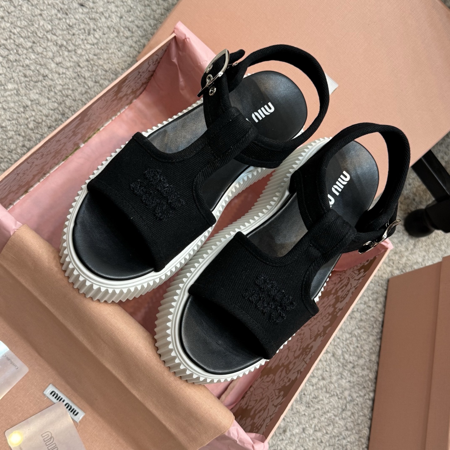 [Miu Miu Women