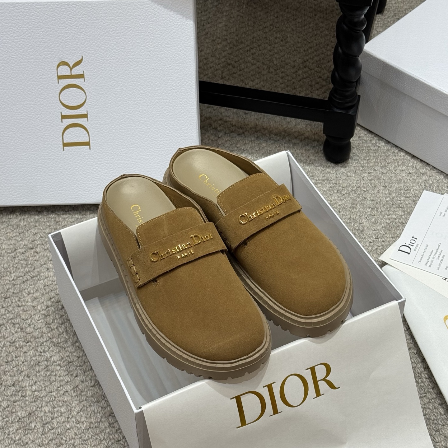 NO:782238,Half-slip style Dior Dior 2026 high version half-slip slippers. Purchasing-level quality foreign counter popular thick-soled slippers. Upper cowhide lining sheepskin original custom-made special materials. Original sole mold 11 (lightweight) sole thick heel 5cm 3cm forefoot Size35-40 (with full set of packaging), half drag, dior, dior, slippers, cowhide, sheepskin19860909半拖款 Dior迪奥2026高版本半拖懒人鞋 代购级别品质国外专柜爆款厚底拖鞋. 鞋面牛皮内里羊皮原版定制特殊材料. 鞋底原版开模11（轻便） 底厚后跟5cm 前掌3cm Size35-40（配全套包装）,半拖,dior,dior,slippers,cowhide,sheepskin,Women's Shoes